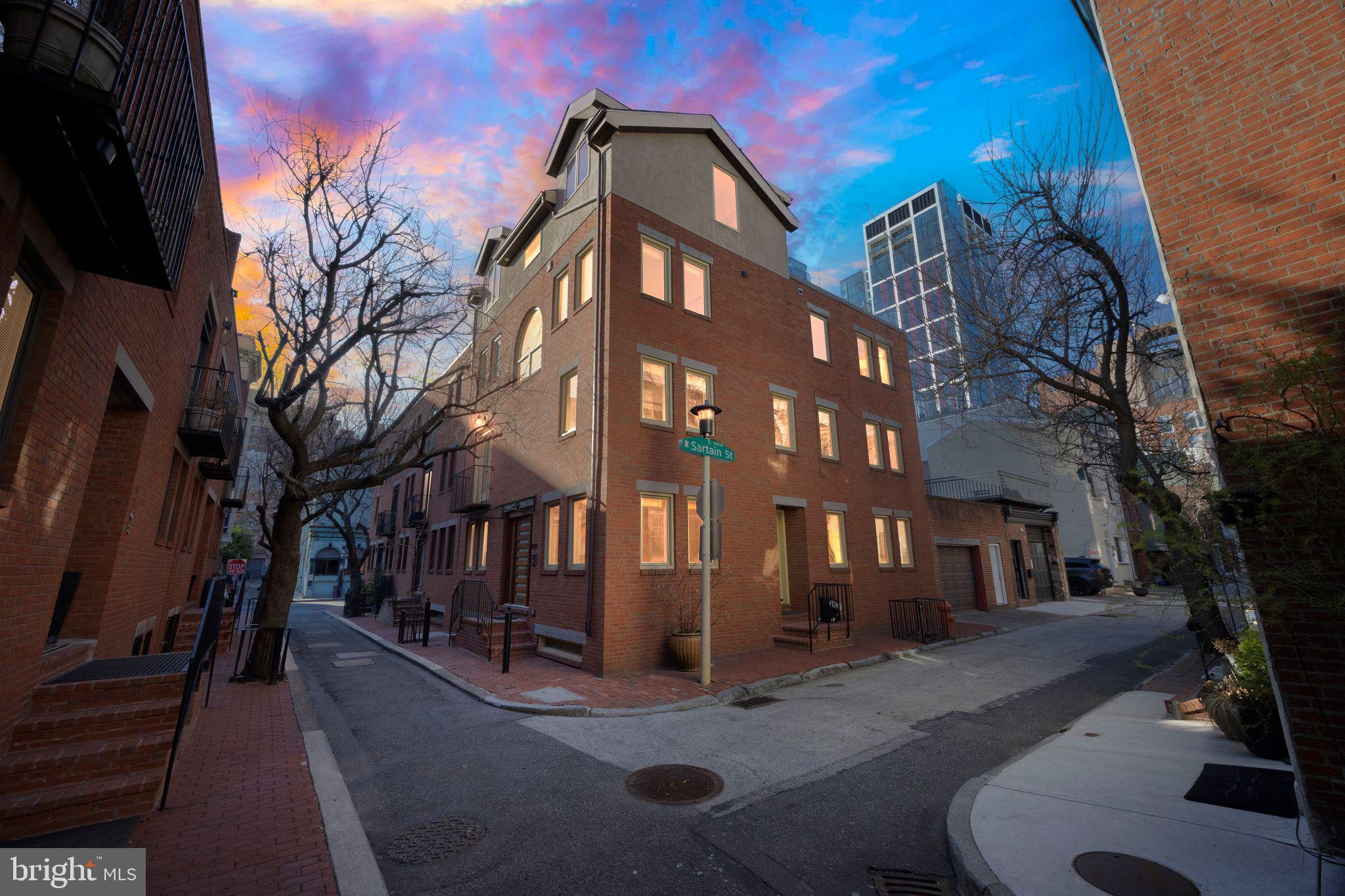 WASHINGTON SQ WEST - Residential