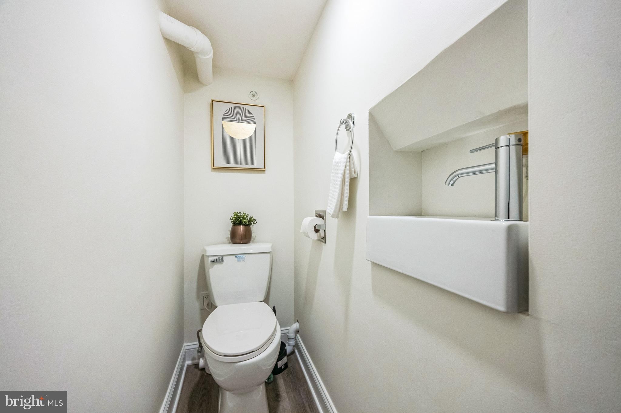 WASHINGTON SQ WEST - Residential