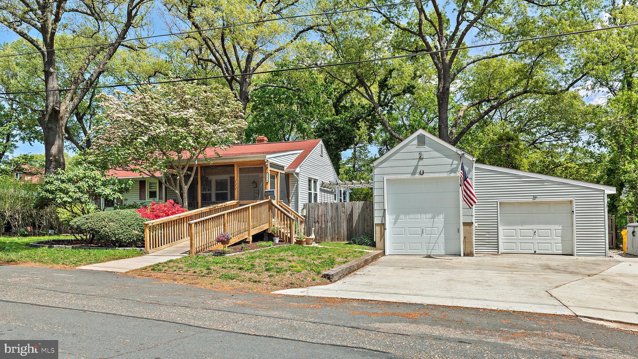PASADENA - Residential
