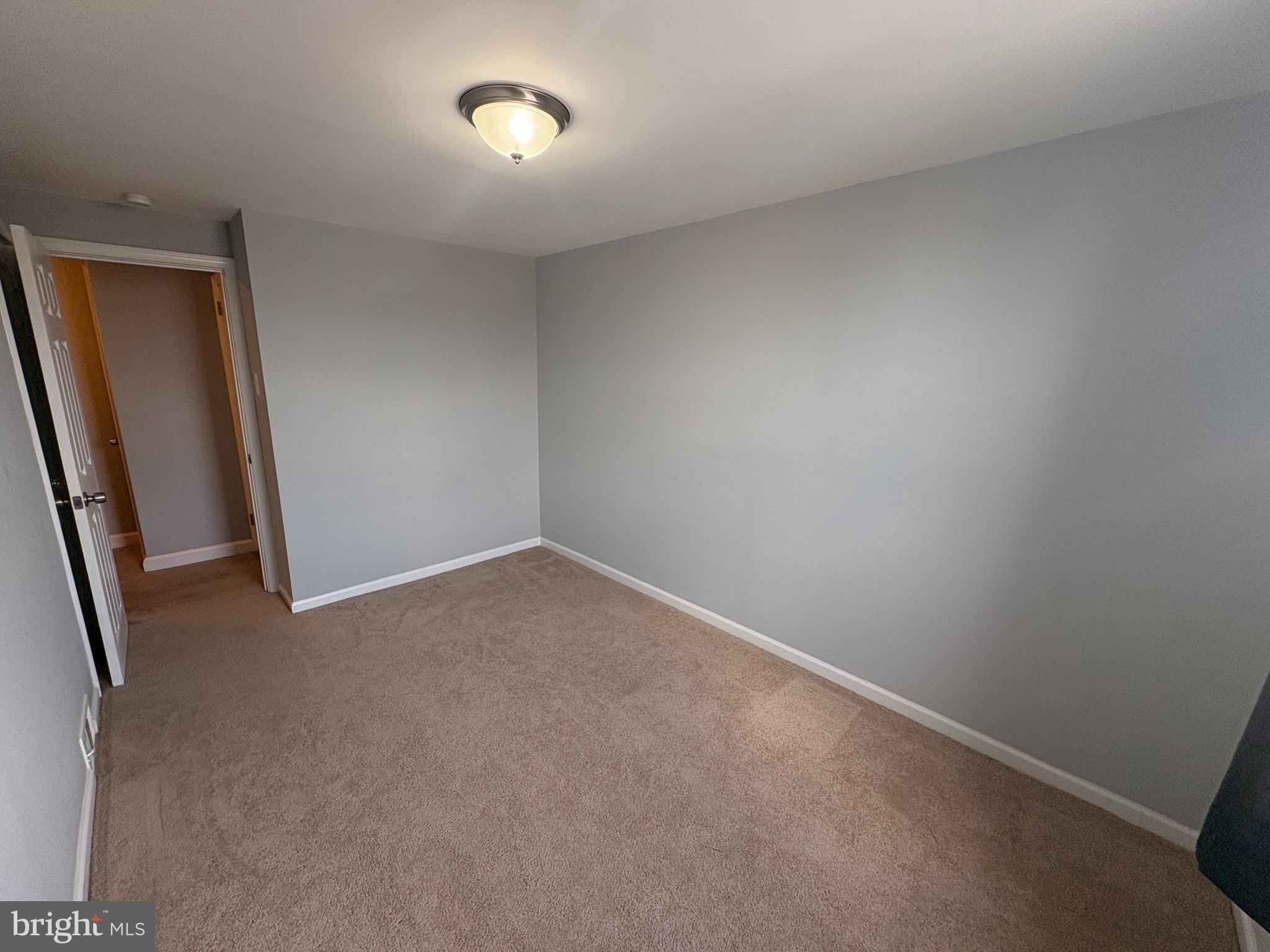 CLIFTON HEIGHTS - Residential