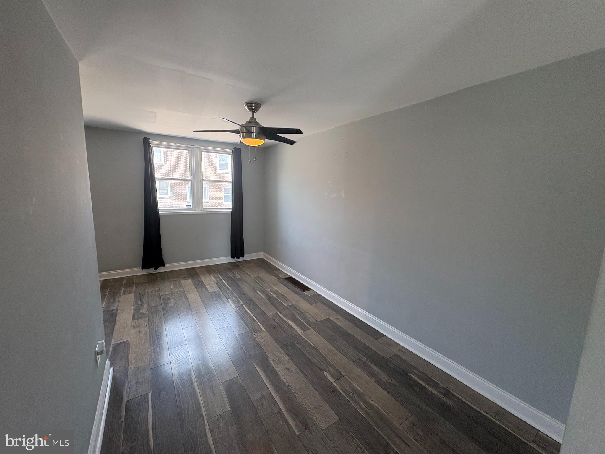 CLIFTON HEIGHTS - Residential