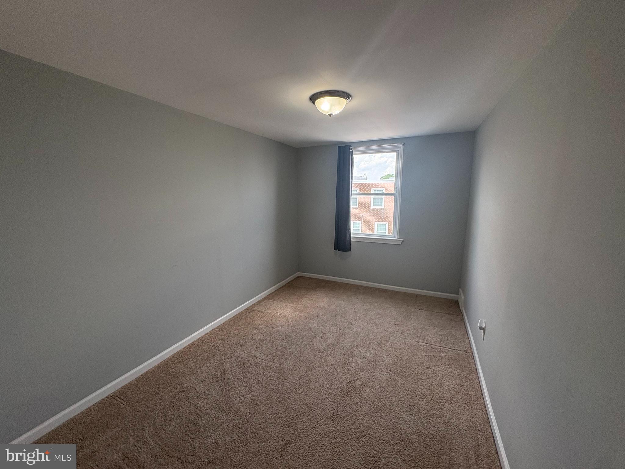CLIFTON HEIGHTS - Residential