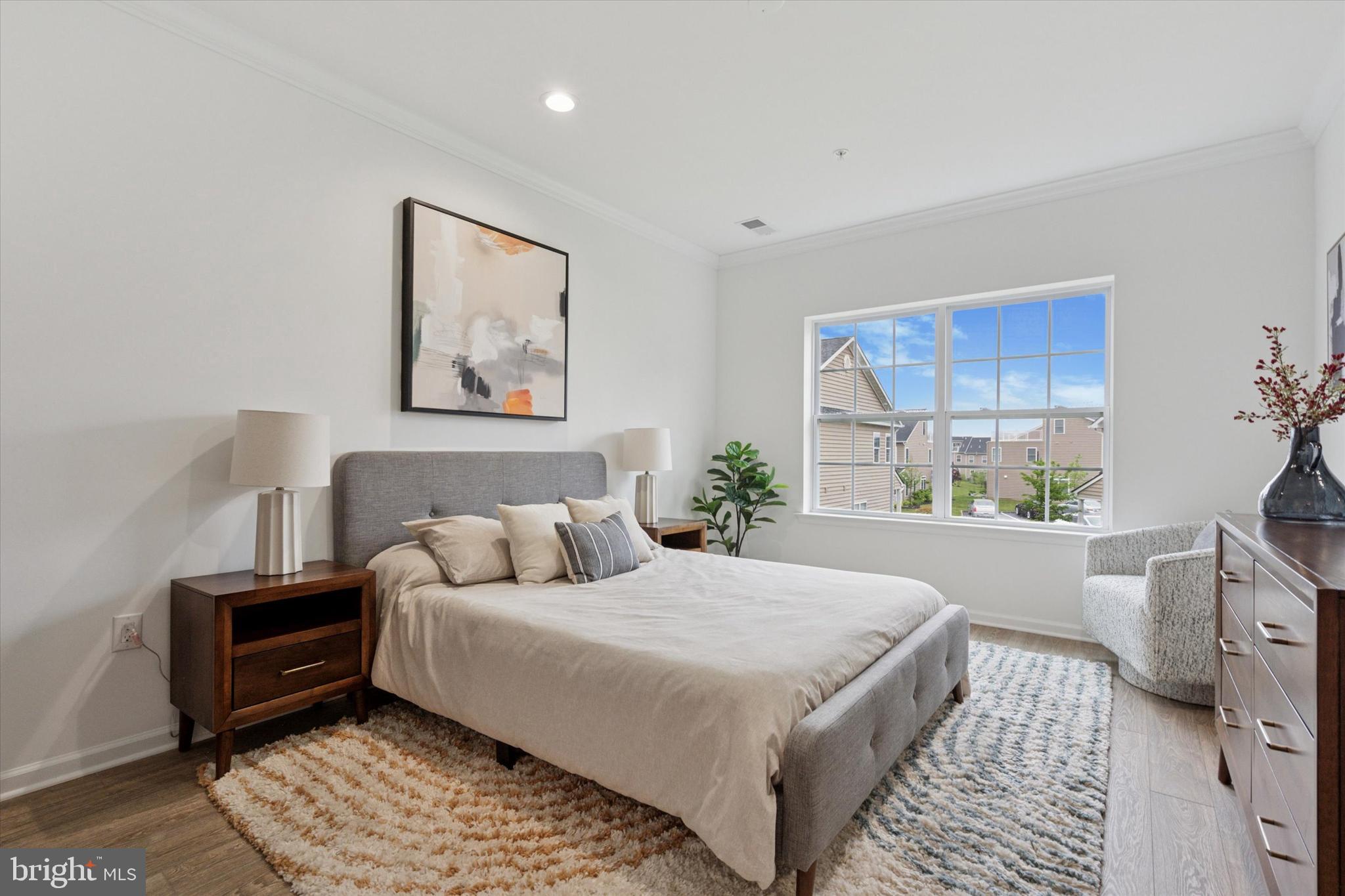RADCLIFFE COURT - Residential