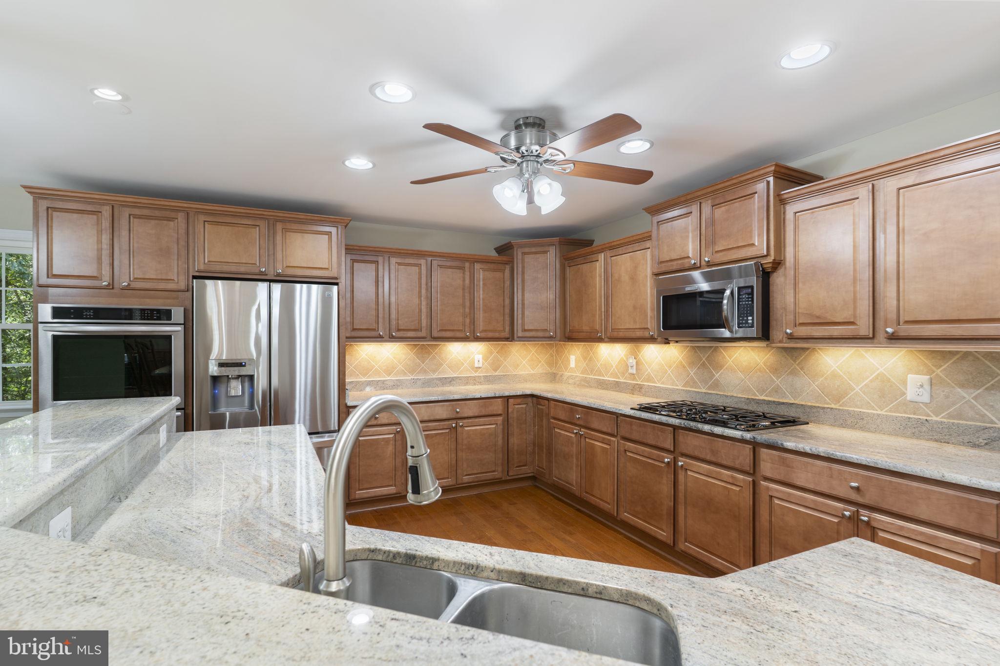 ORIOLE LANDING - Residential