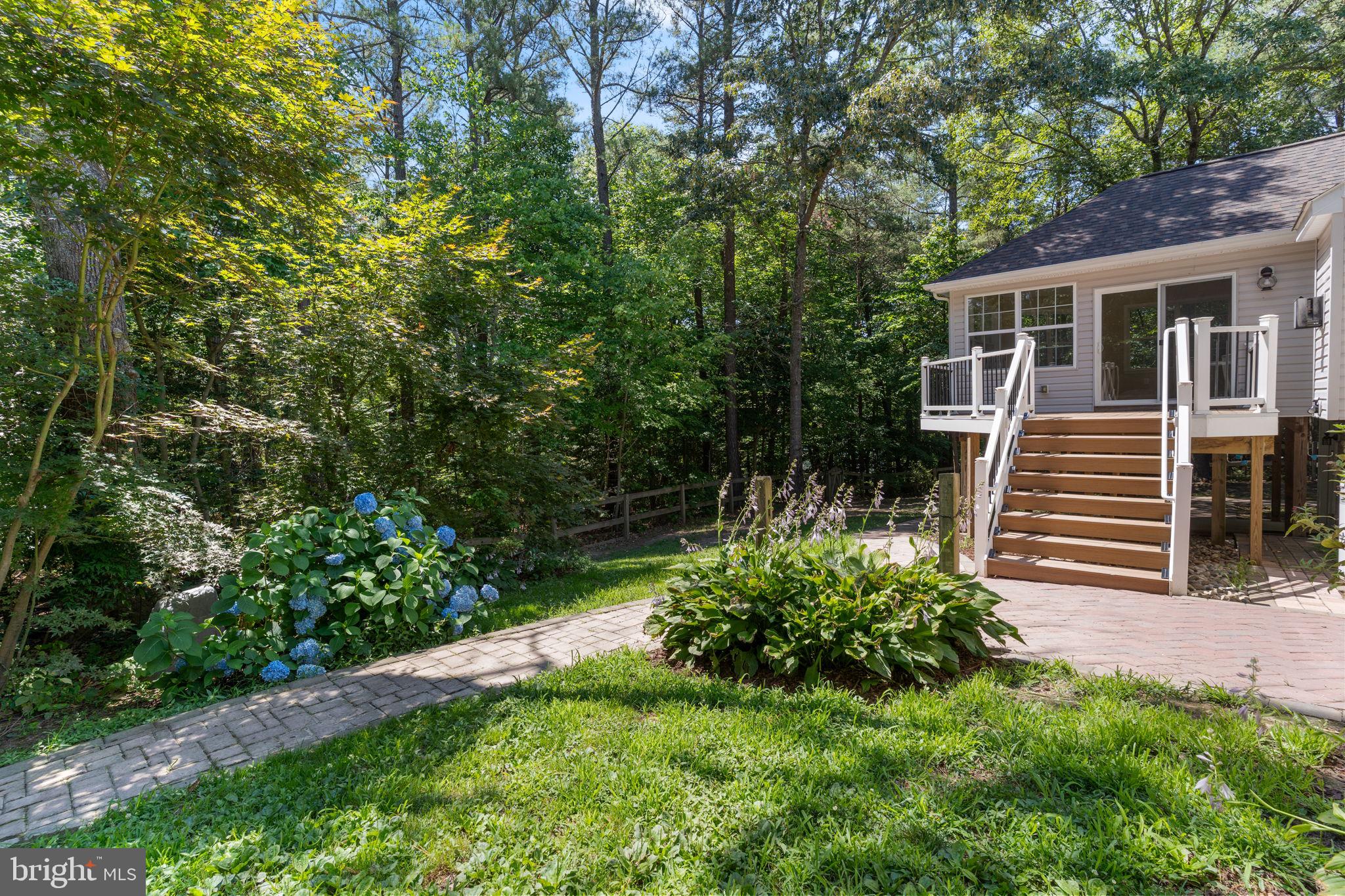 ORIOLE LANDING - Residential