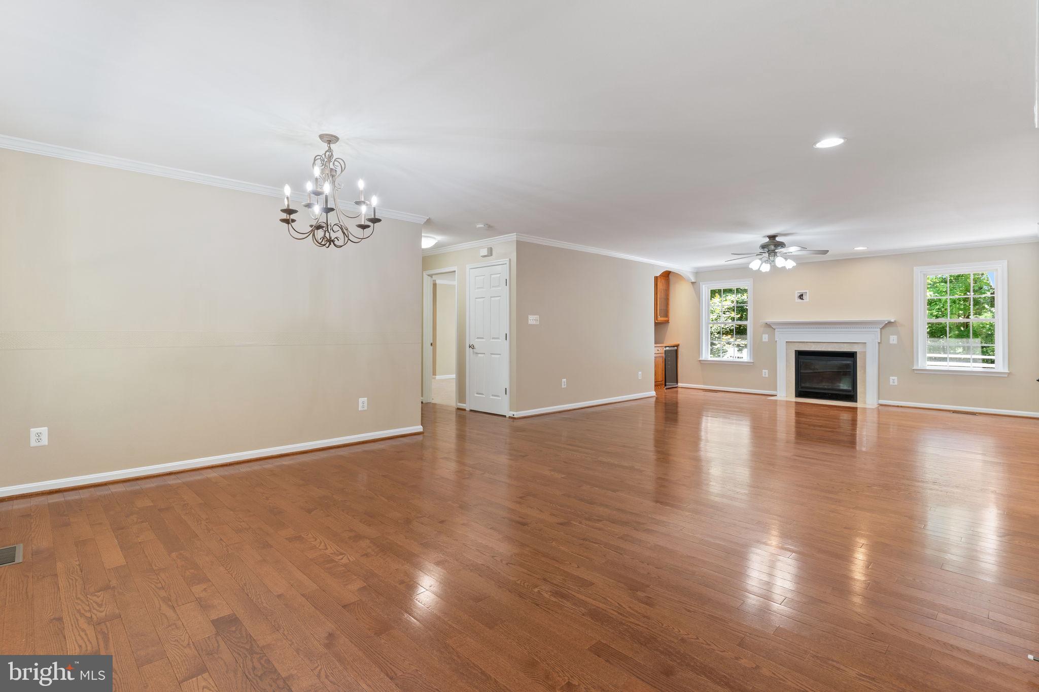 ORIOLE LANDING - Residential