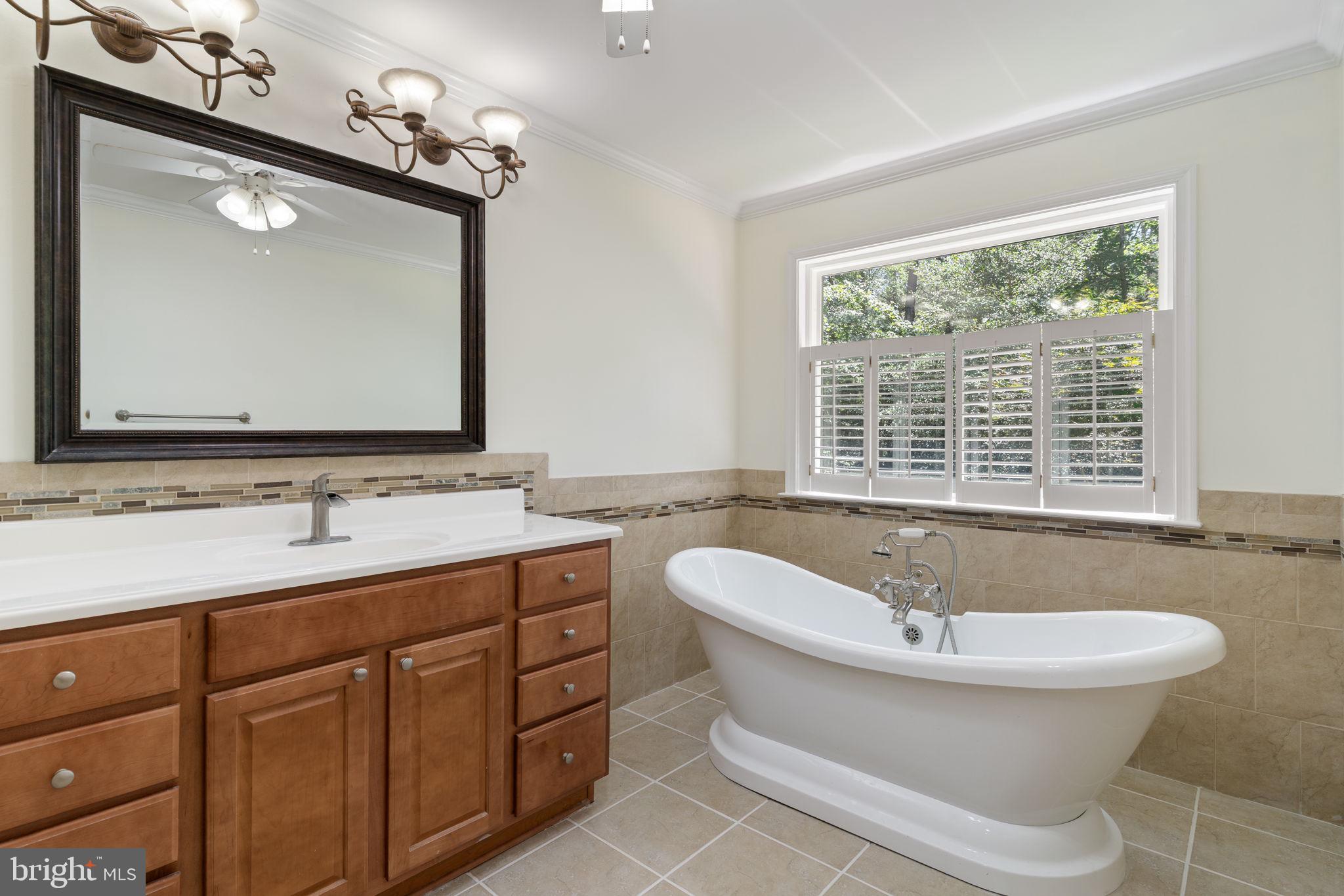 ORIOLE LANDING - Residential