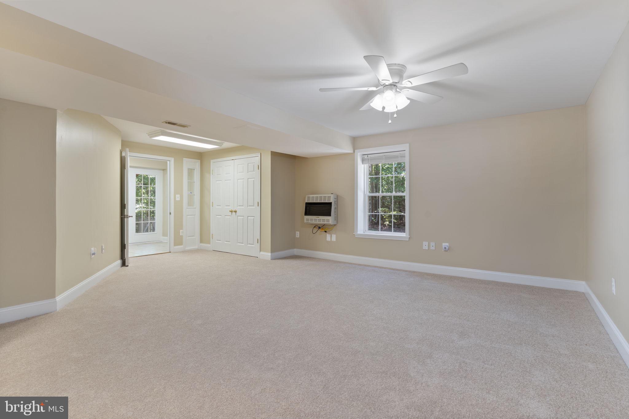 ORIOLE LANDING - Residential