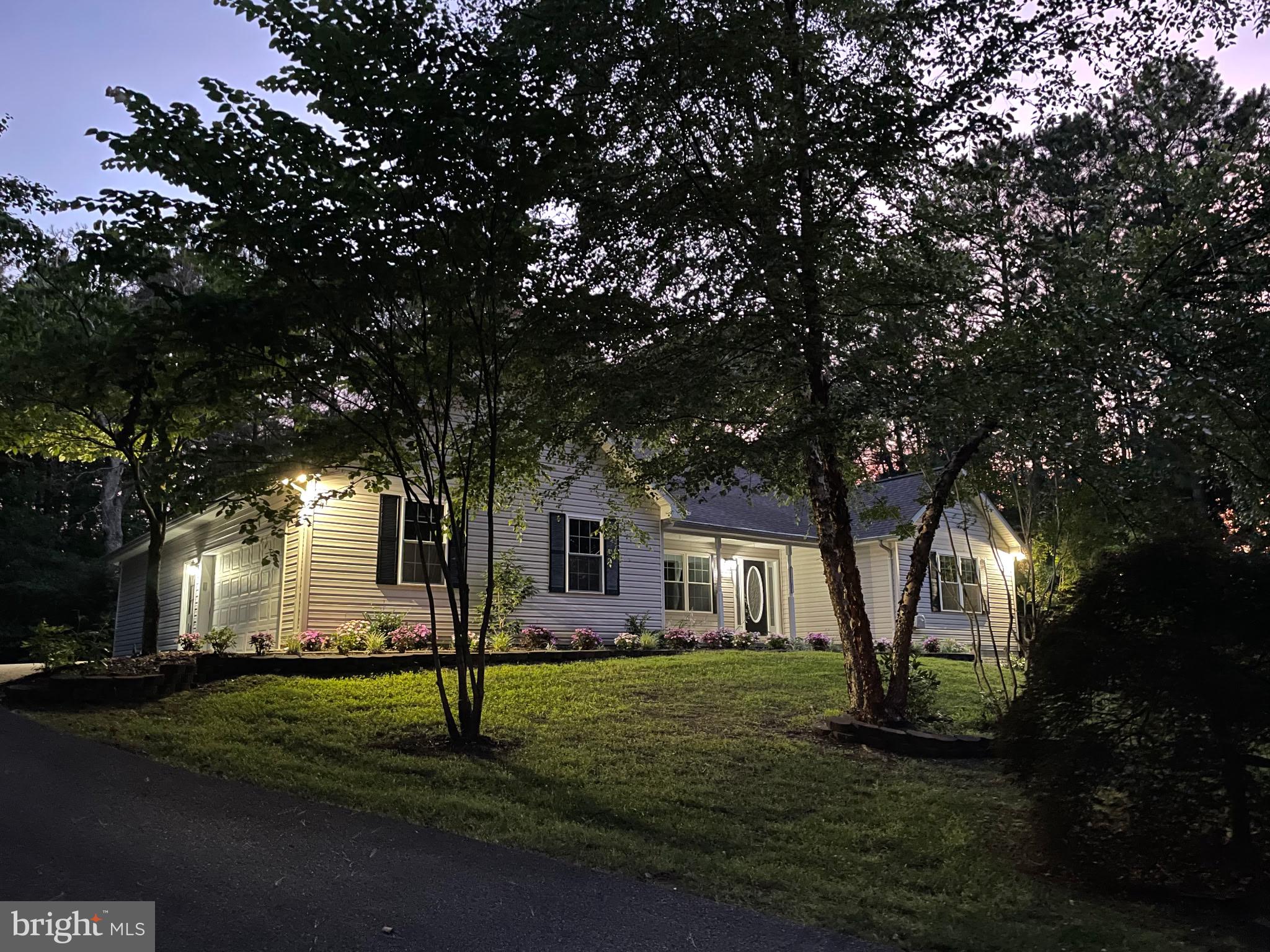 ORIOLE LANDING - Residential