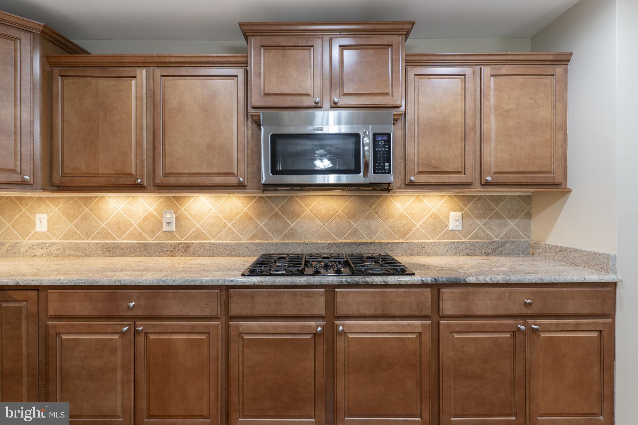 ORIOLE LANDING - Residential