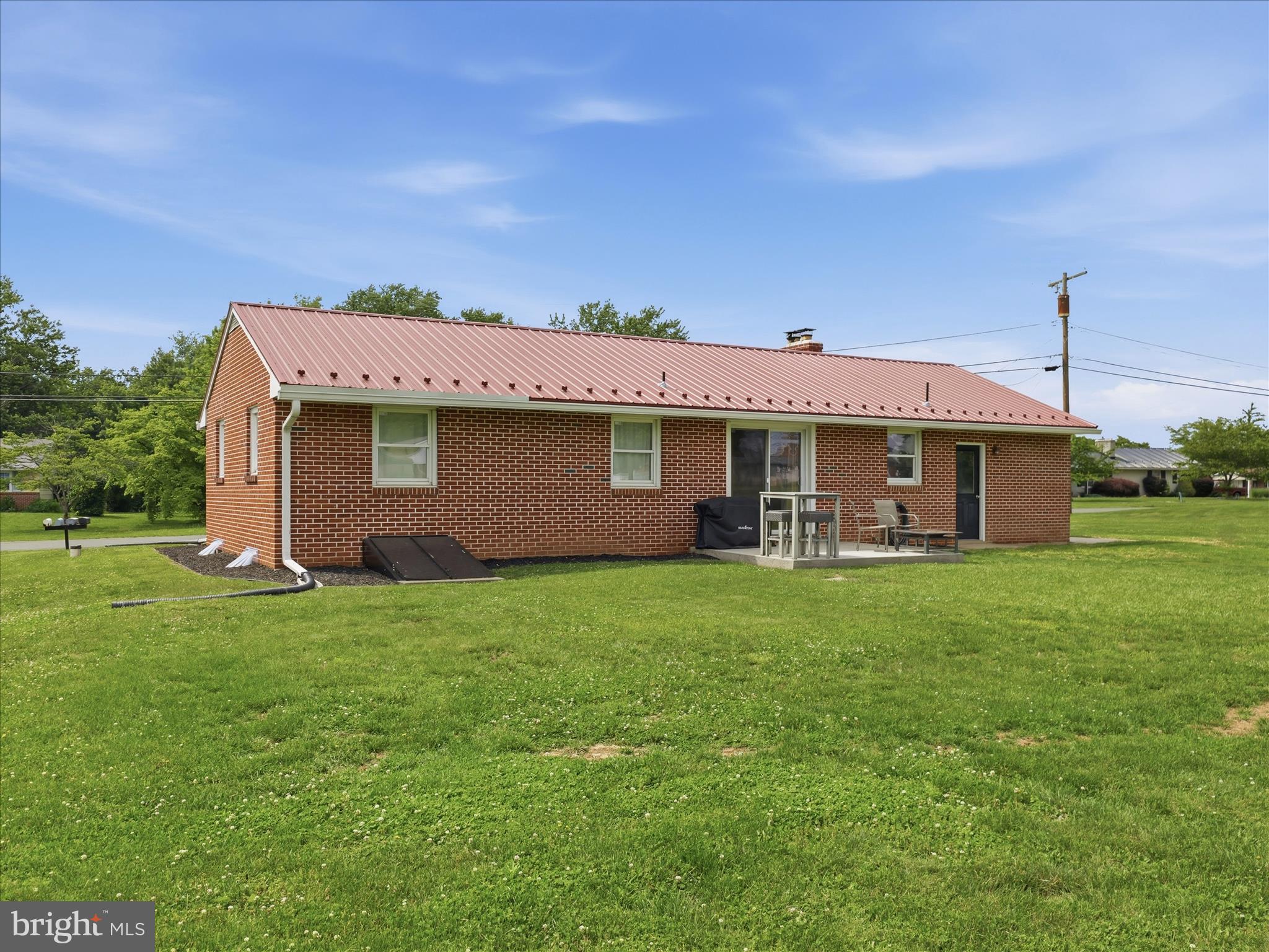 BROOKSIDE MANOR - Residential