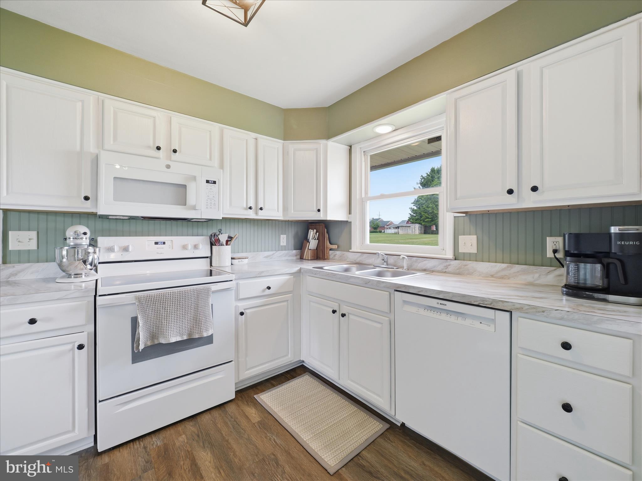 BROOKSIDE MANOR - Residential