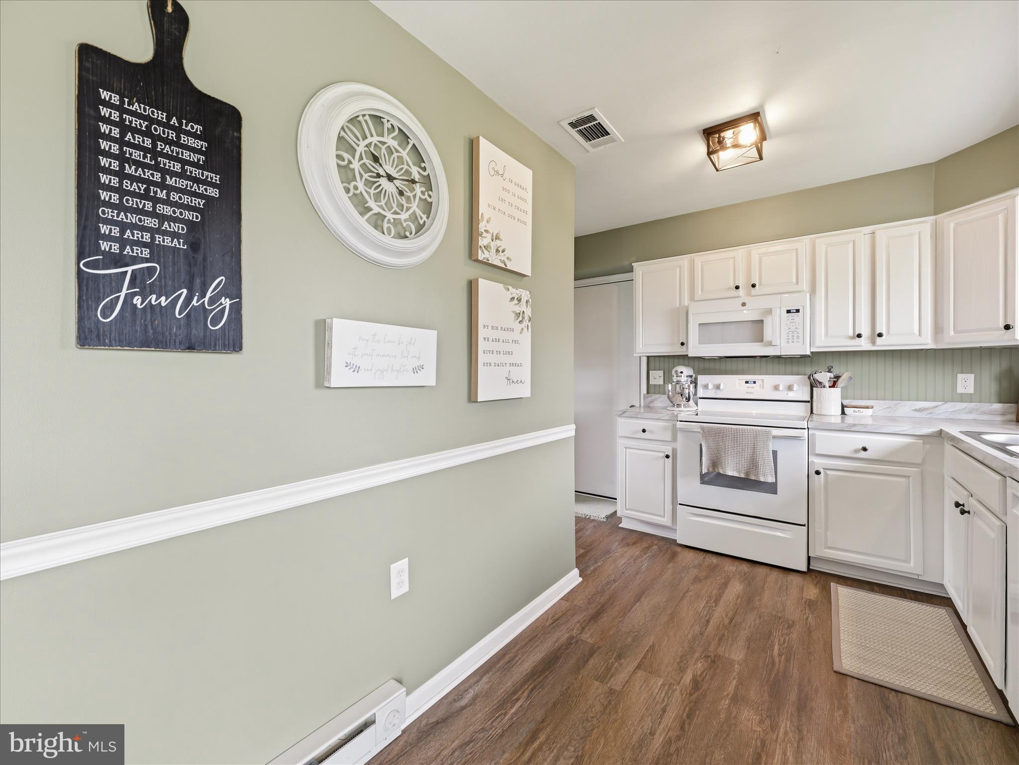 BROOKSIDE MANOR - Residential