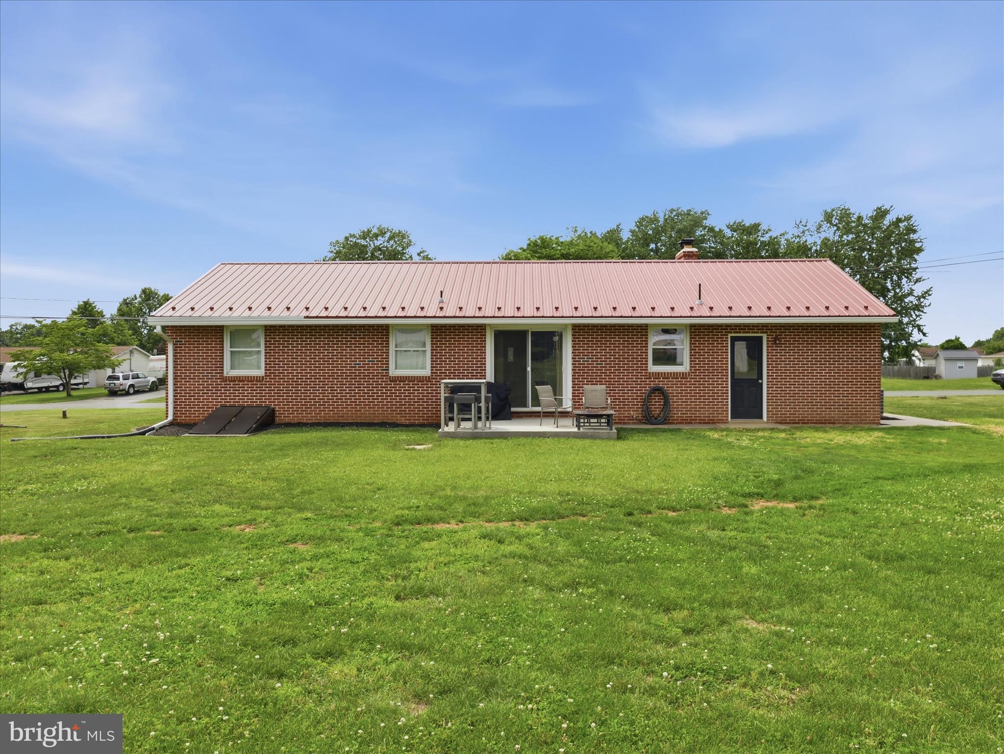 BROOKSIDE MANOR - Residential