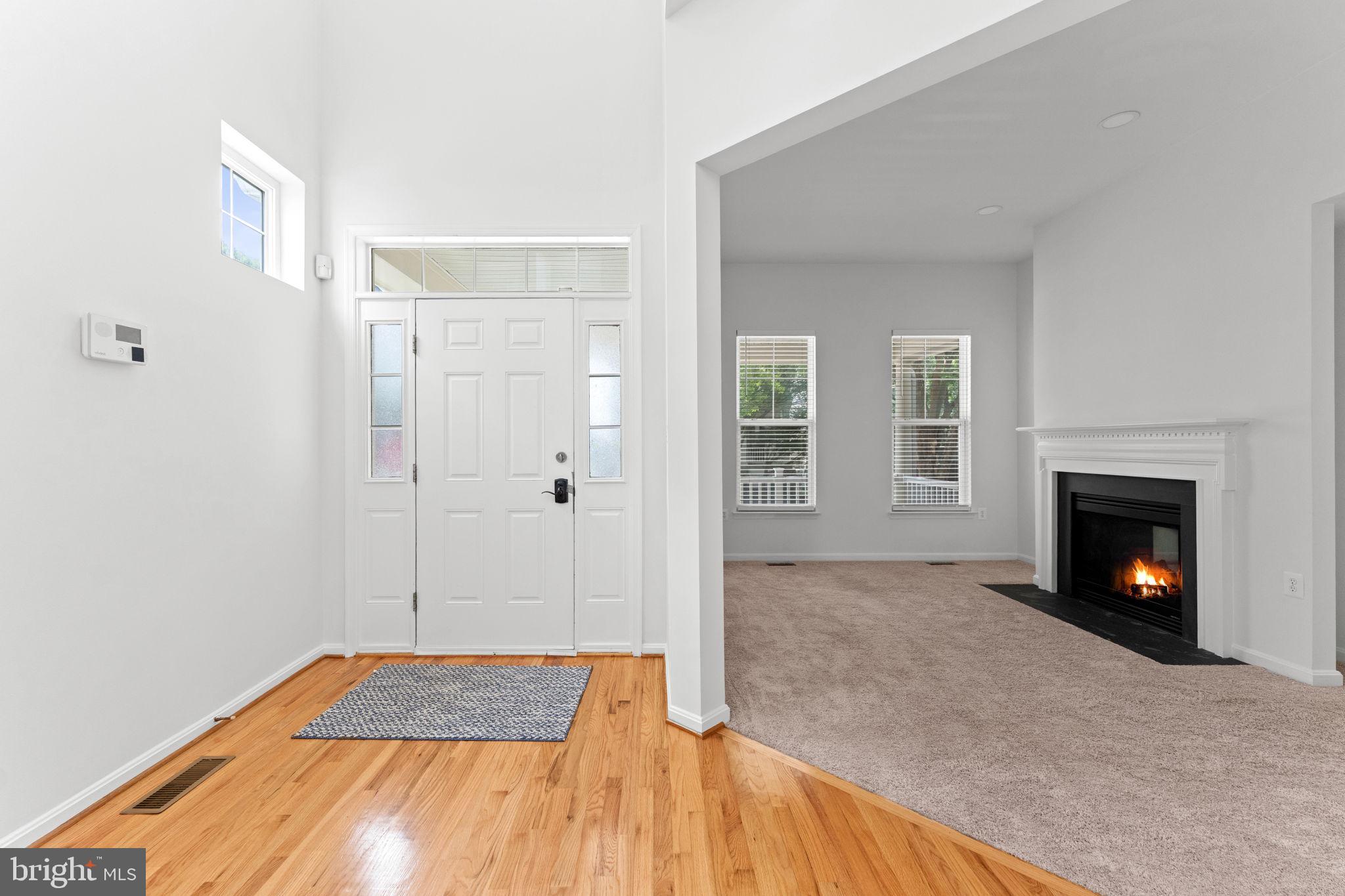 LAKE POINT ROUND HILL - Residential