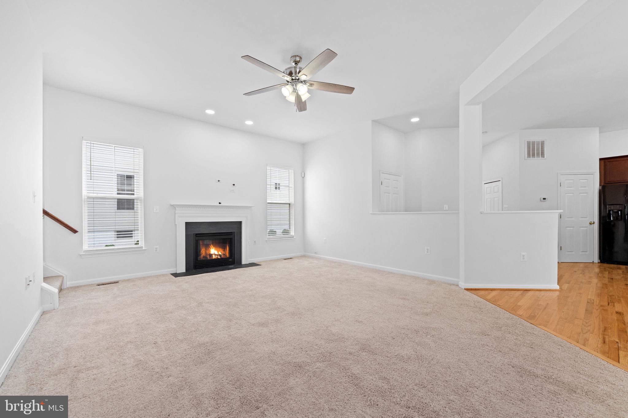 LAKE POINT ROUND HILL - Residential