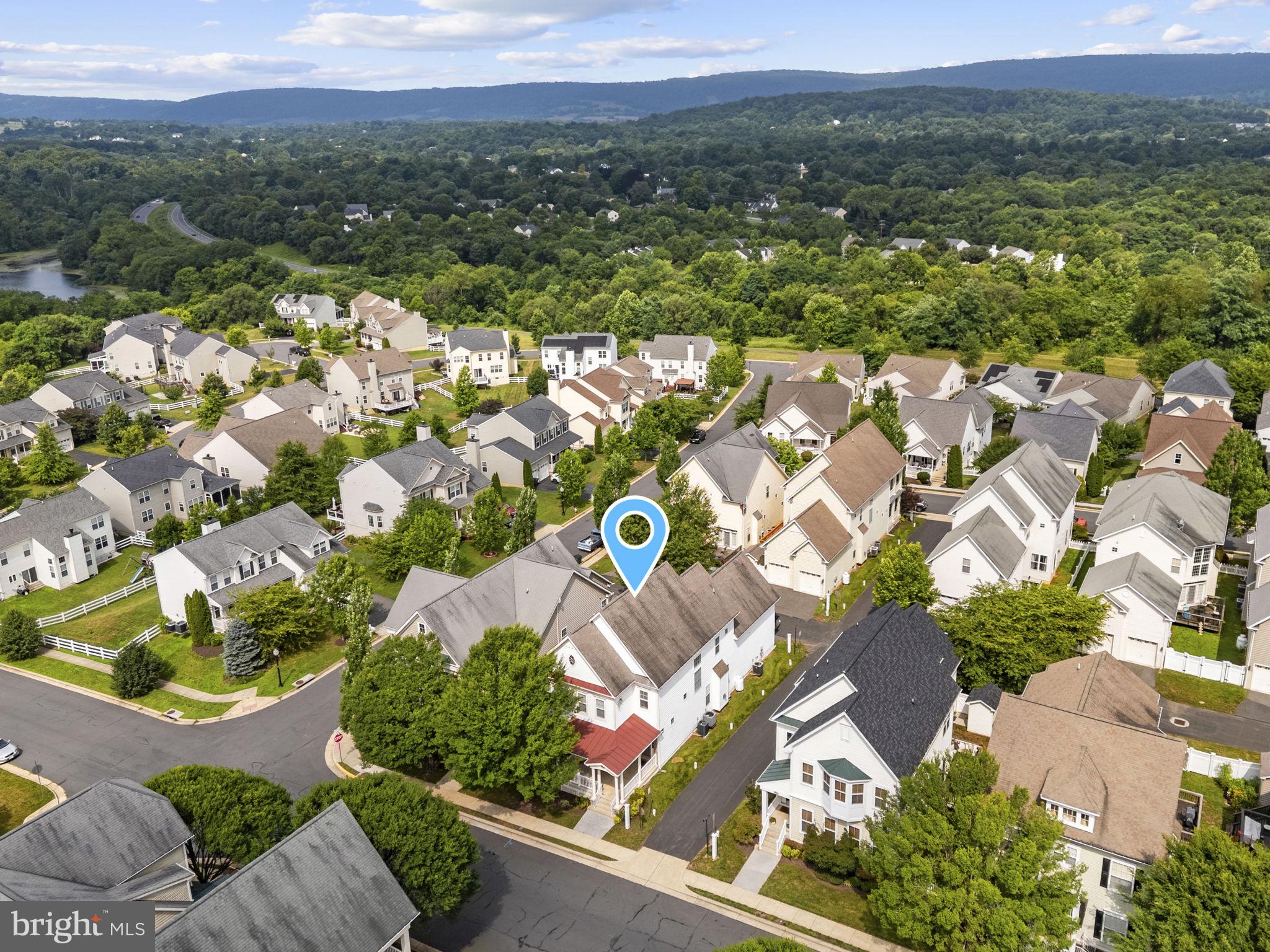 LAKE POINT ROUND HILL - Residential