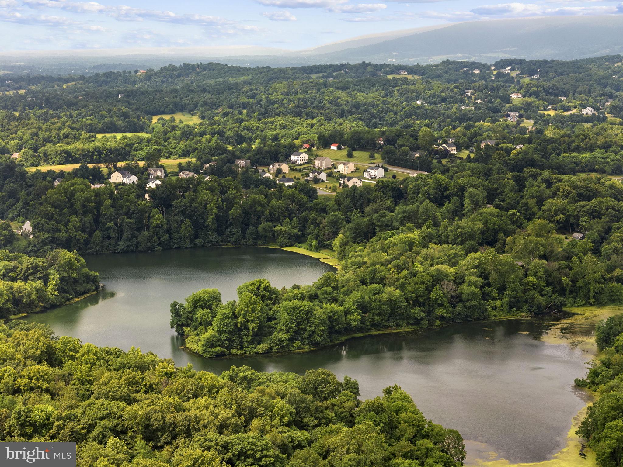 LAKE POINT ROUND HILL - Residential