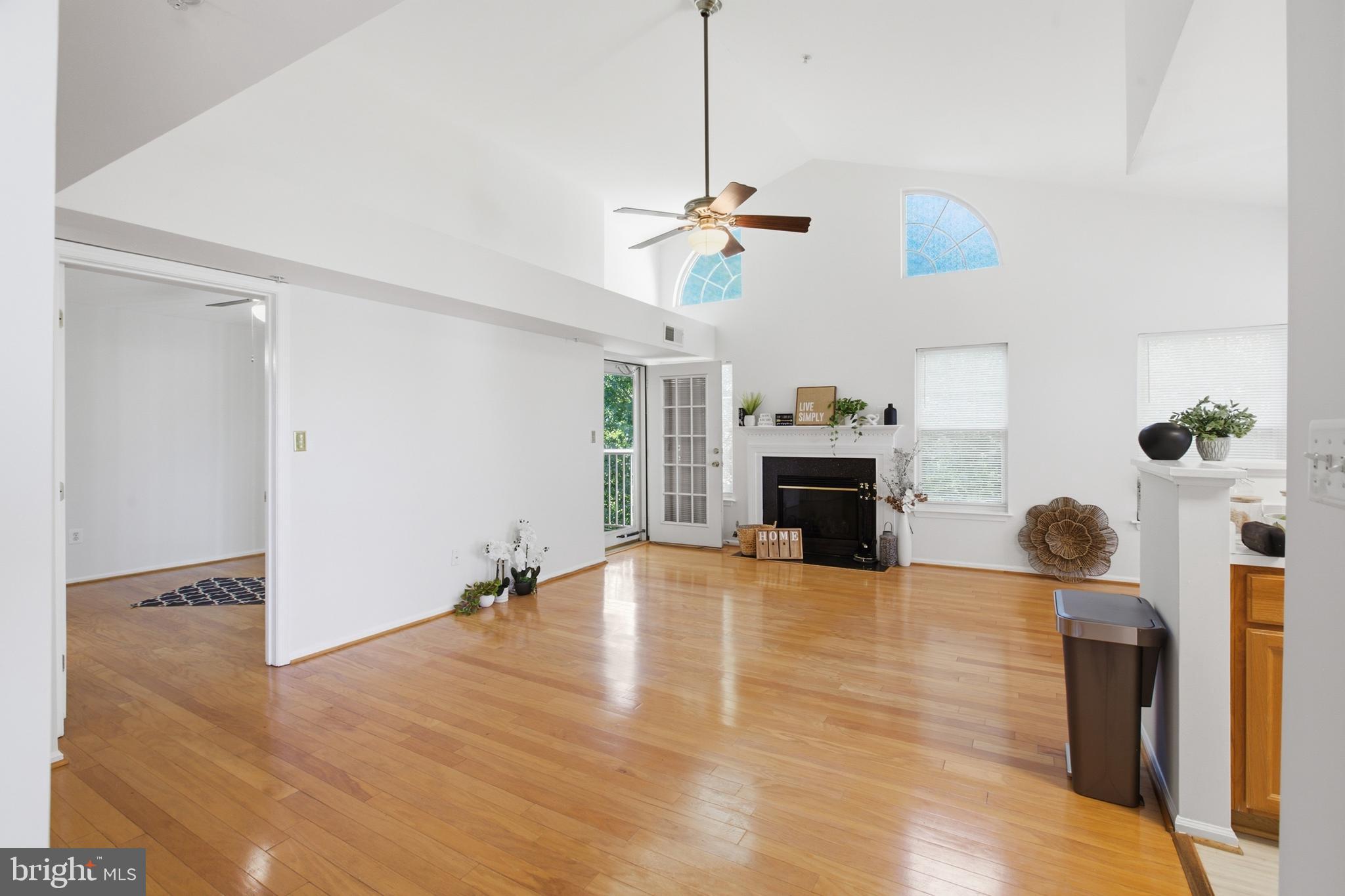 NORMANDY PLACE CONDO-PHA - Residential
