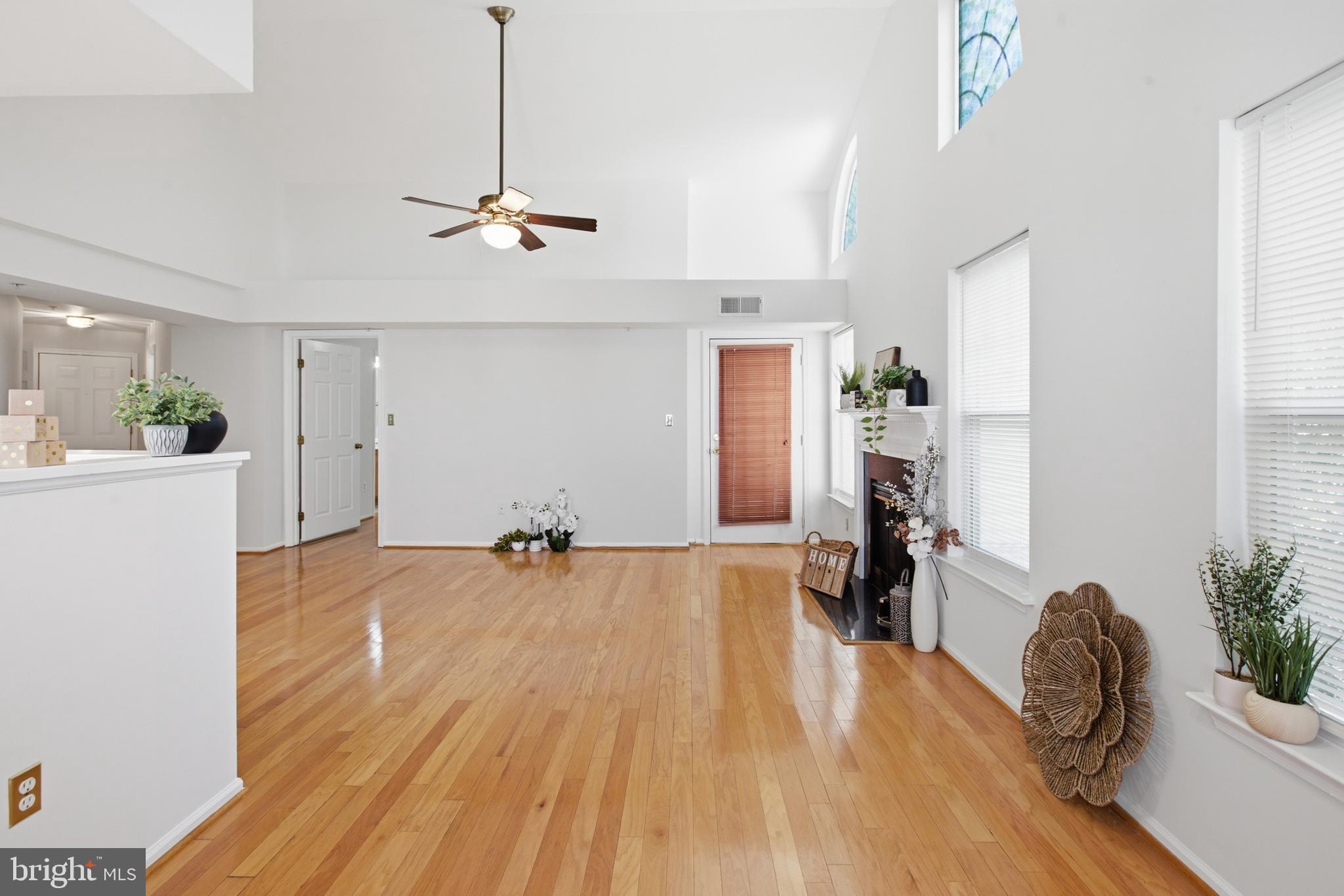 NORMANDY PLACE CONDO-PHA - Residential