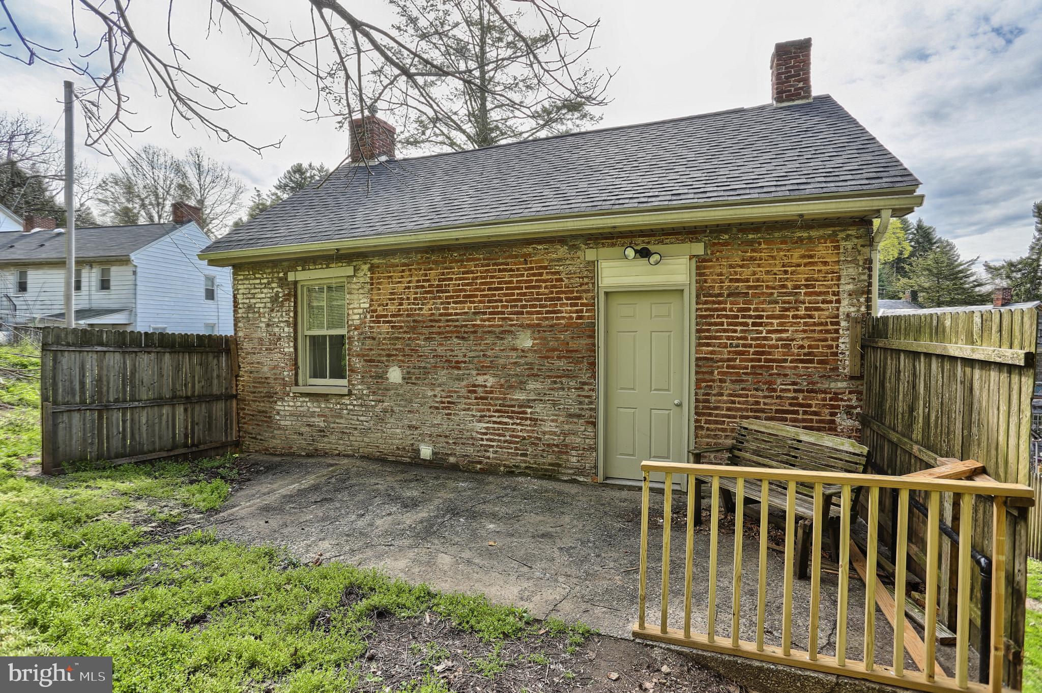 GLEN ROCK BORO - Residential