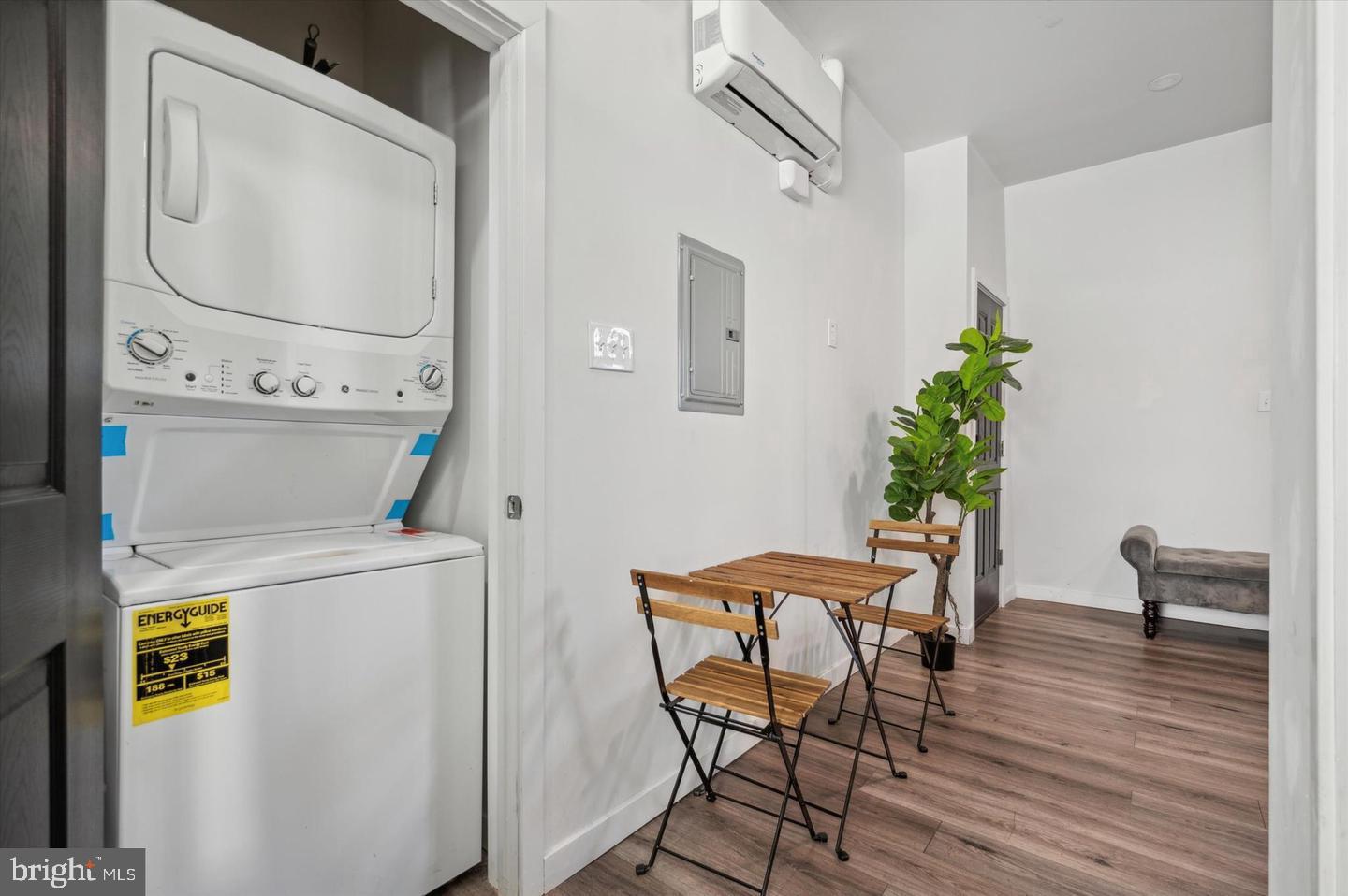 PHILADELPHIA (NORTH) - Residential Lease