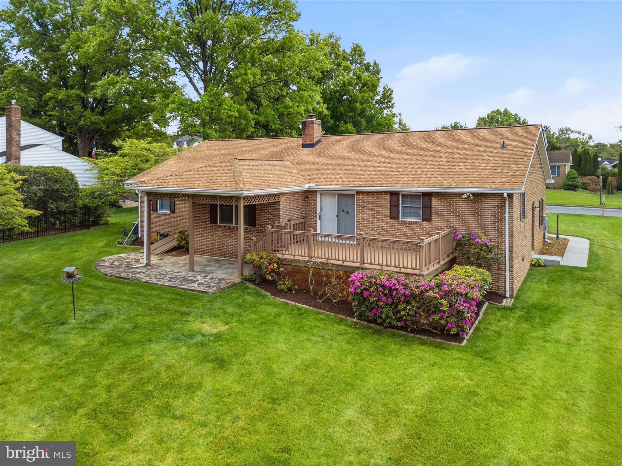 FOXFIELD AT MIDDLETOWN - Residential