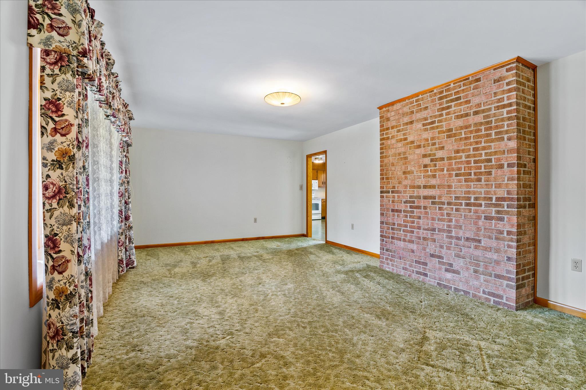FOXFIELD AT MIDDLETOWN - Residential