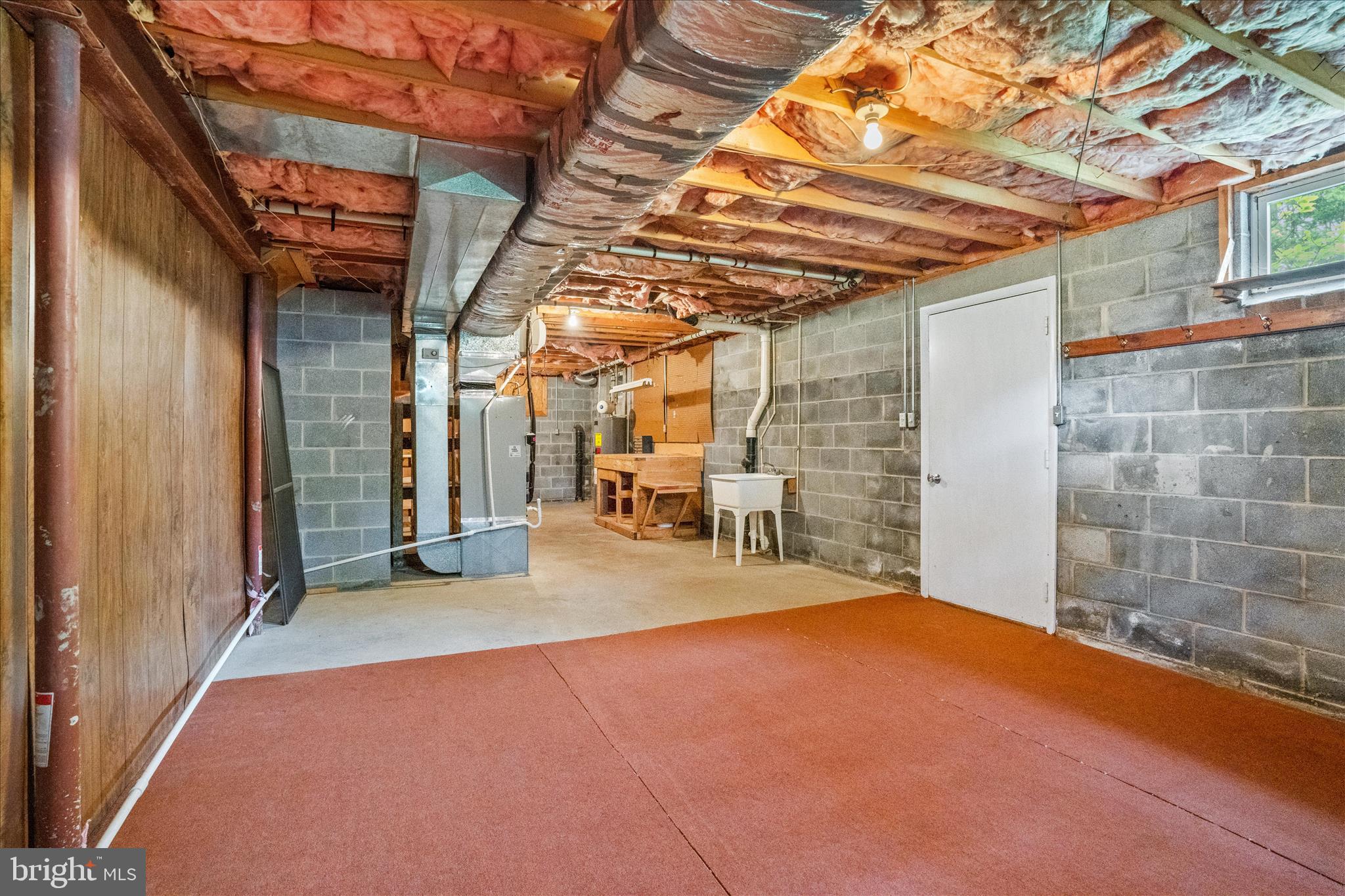 FOXFIELD AT MIDDLETOWN - Residential
