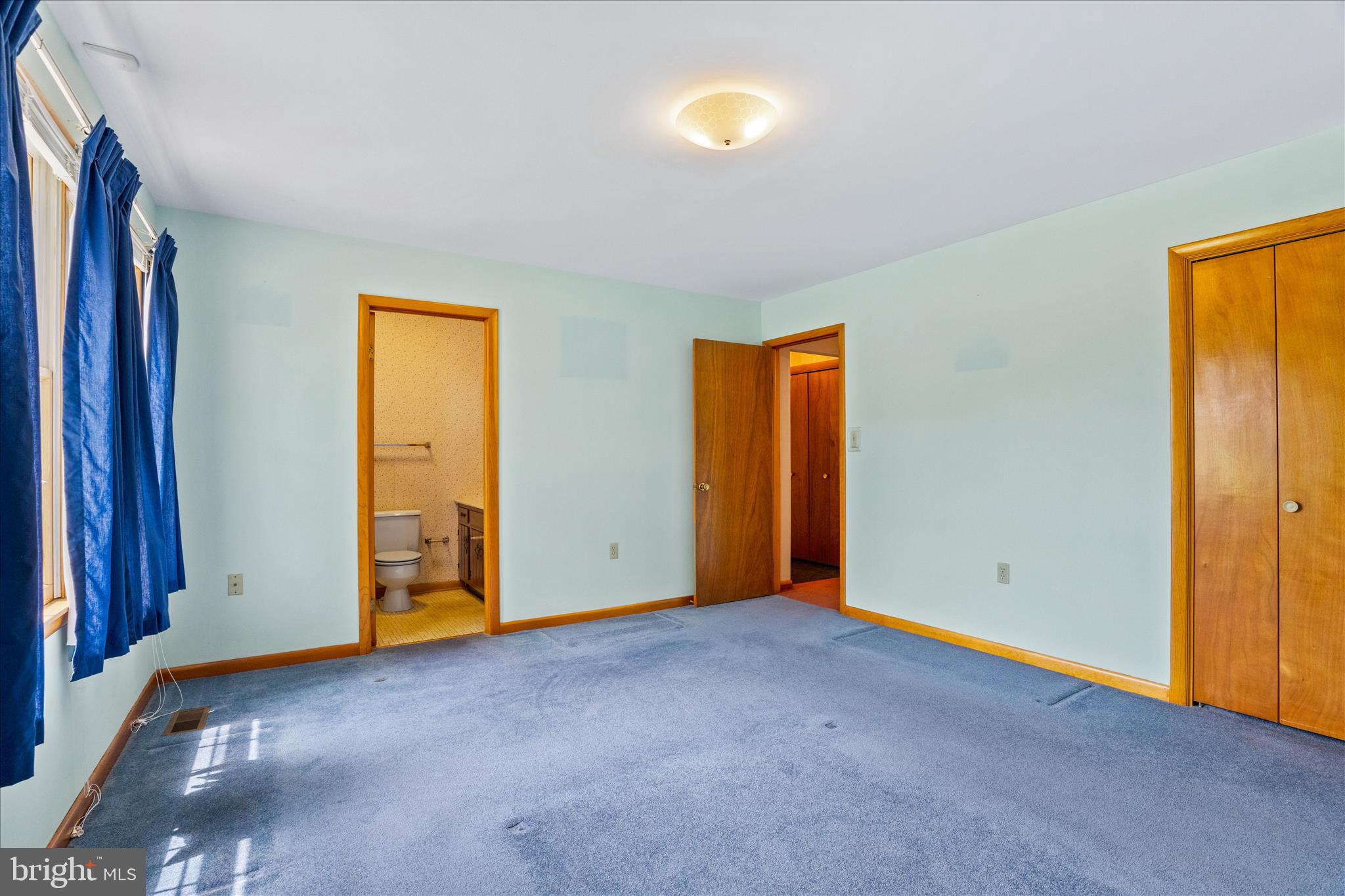 FOXFIELD AT MIDDLETOWN - Residential