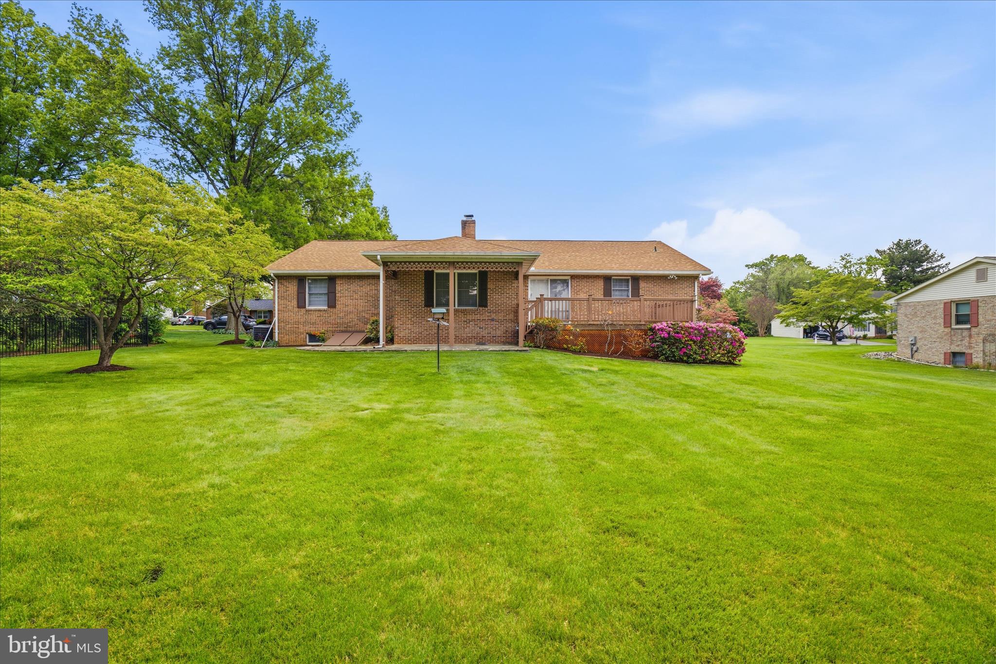 FOXFIELD AT MIDDLETOWN - Residential