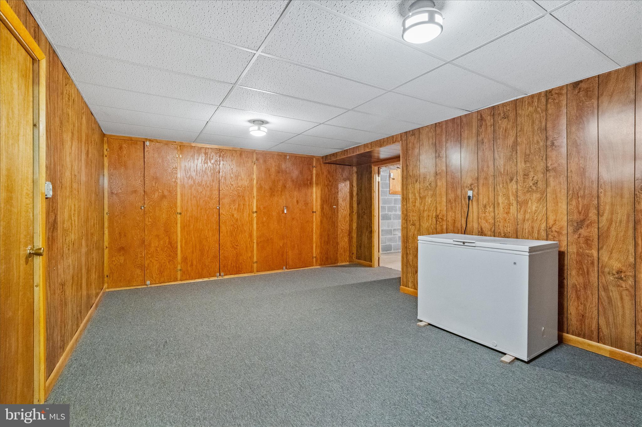 FOXFIELD AT MIDDLETOWN - Residential