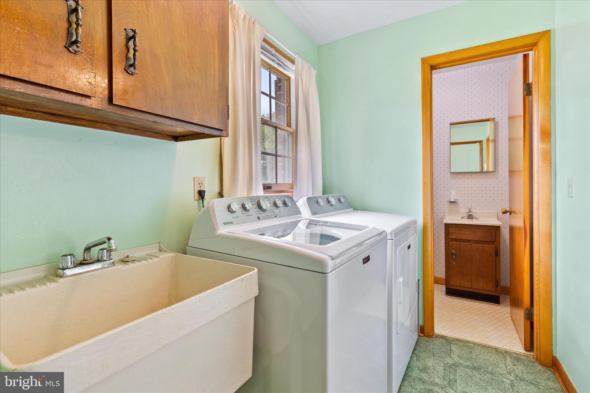 FOXFIELD AT MIDDLETOWN - Residential