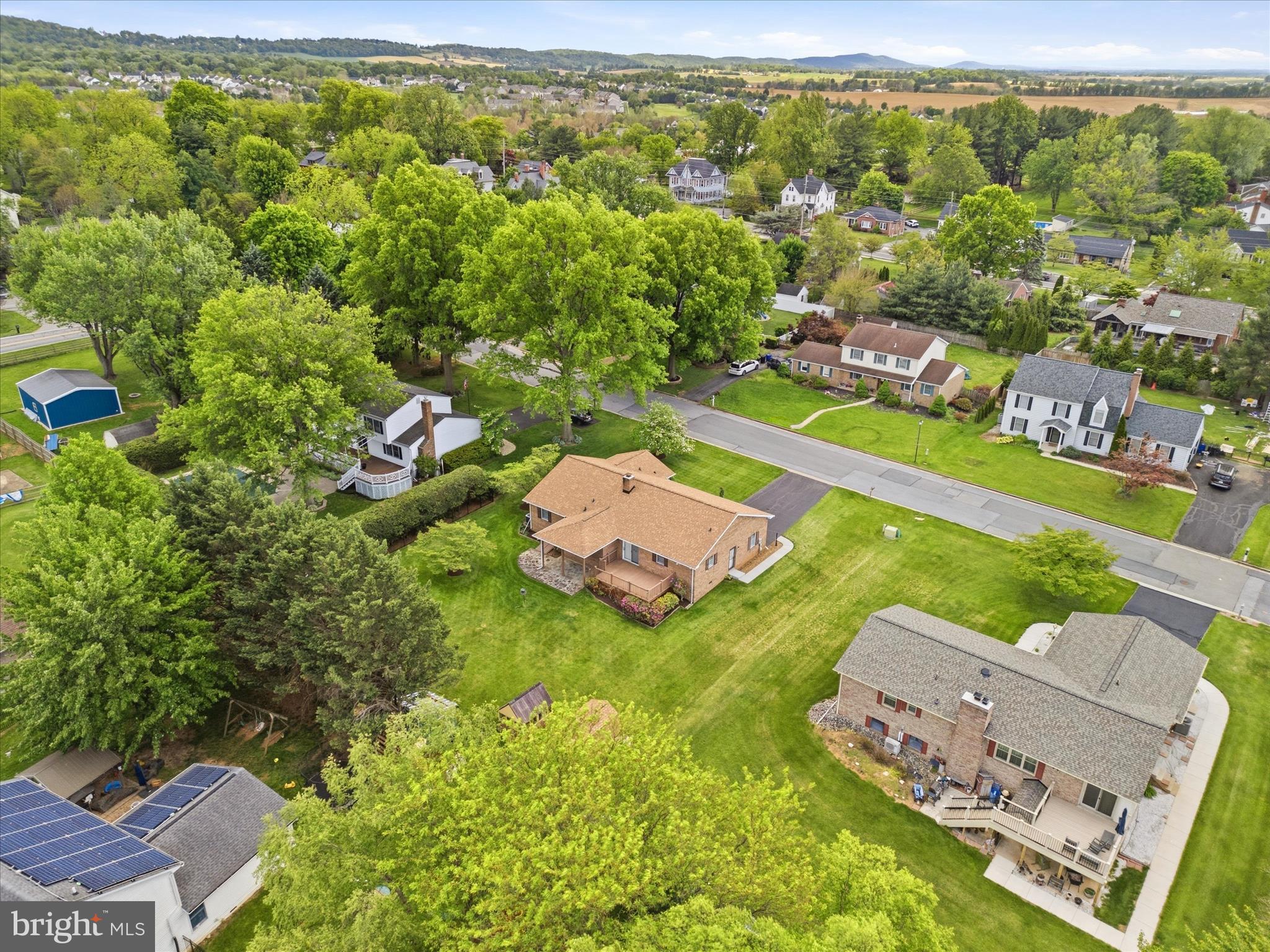 FOXFIELD AT MIDDLETOWN - Residential