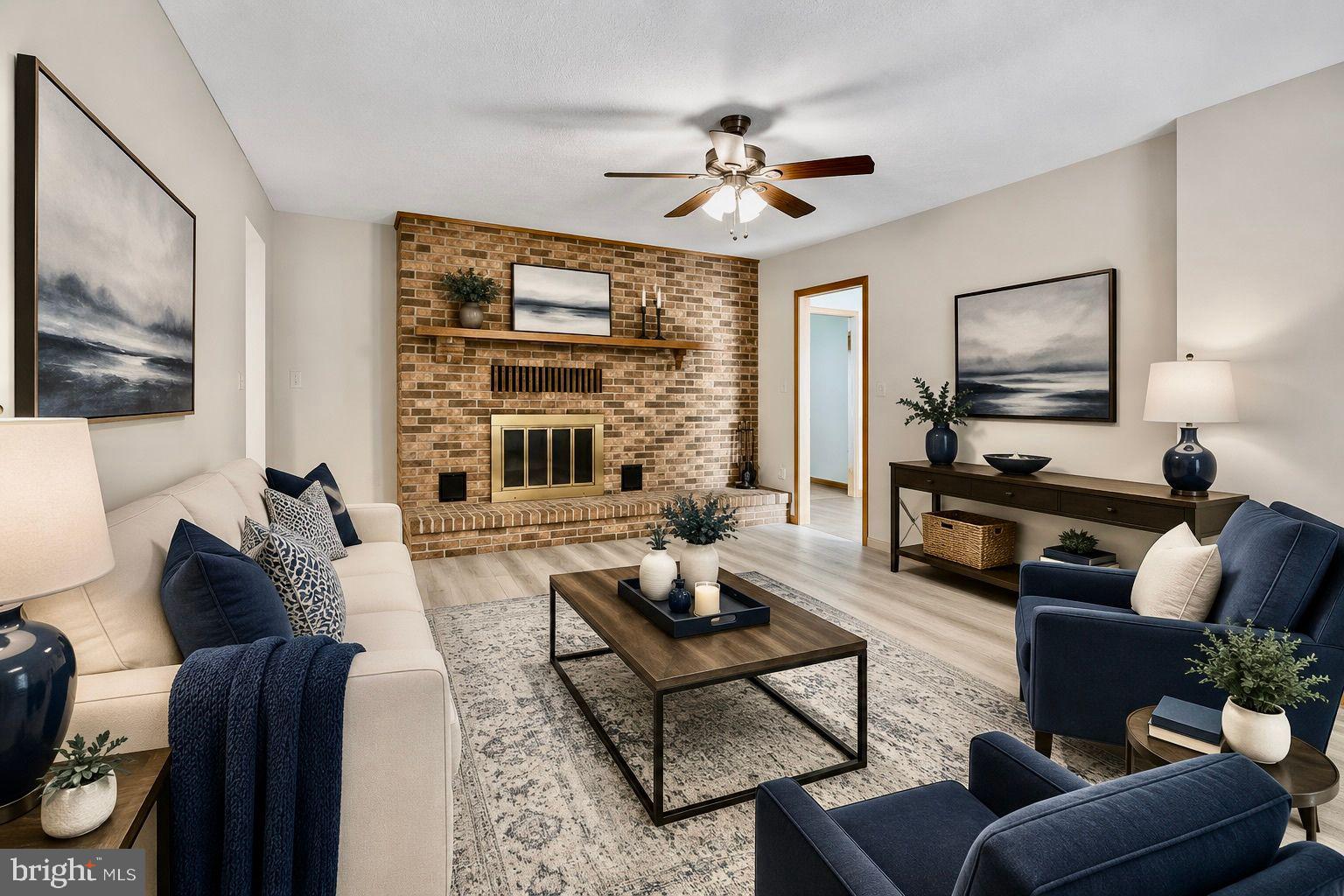 FOXFIELD AT MIDDLETOWN - Residential