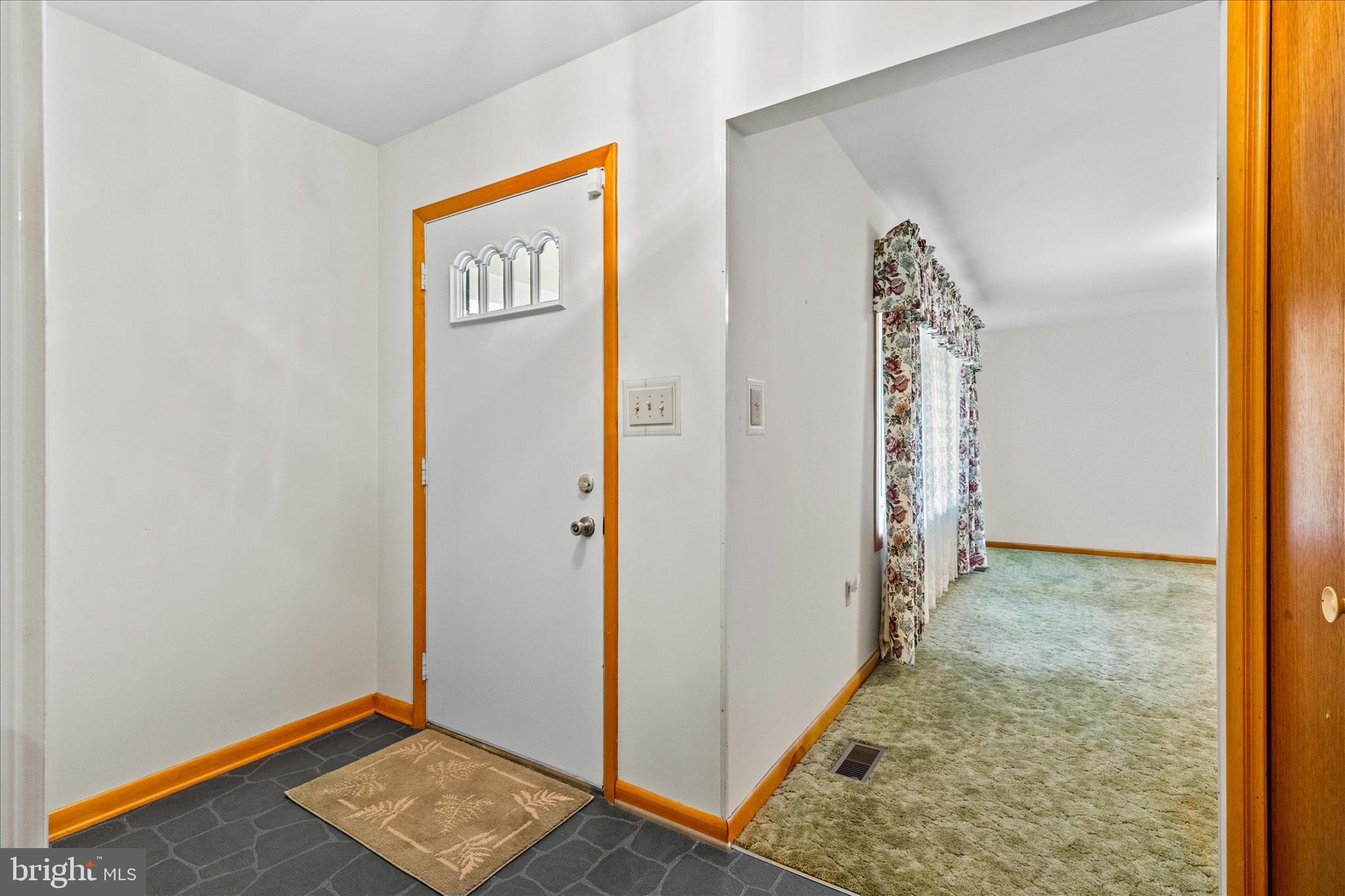 FOXFIELD AT MIDDLETOWN - Residential