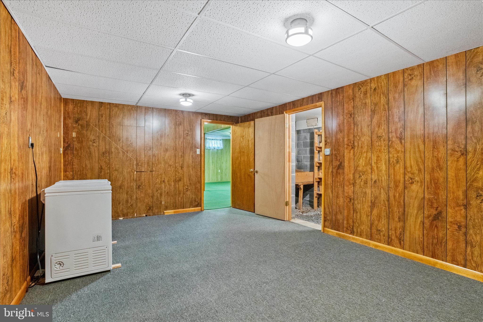 FOXFIELD AT MIDDLETOWN - Residential