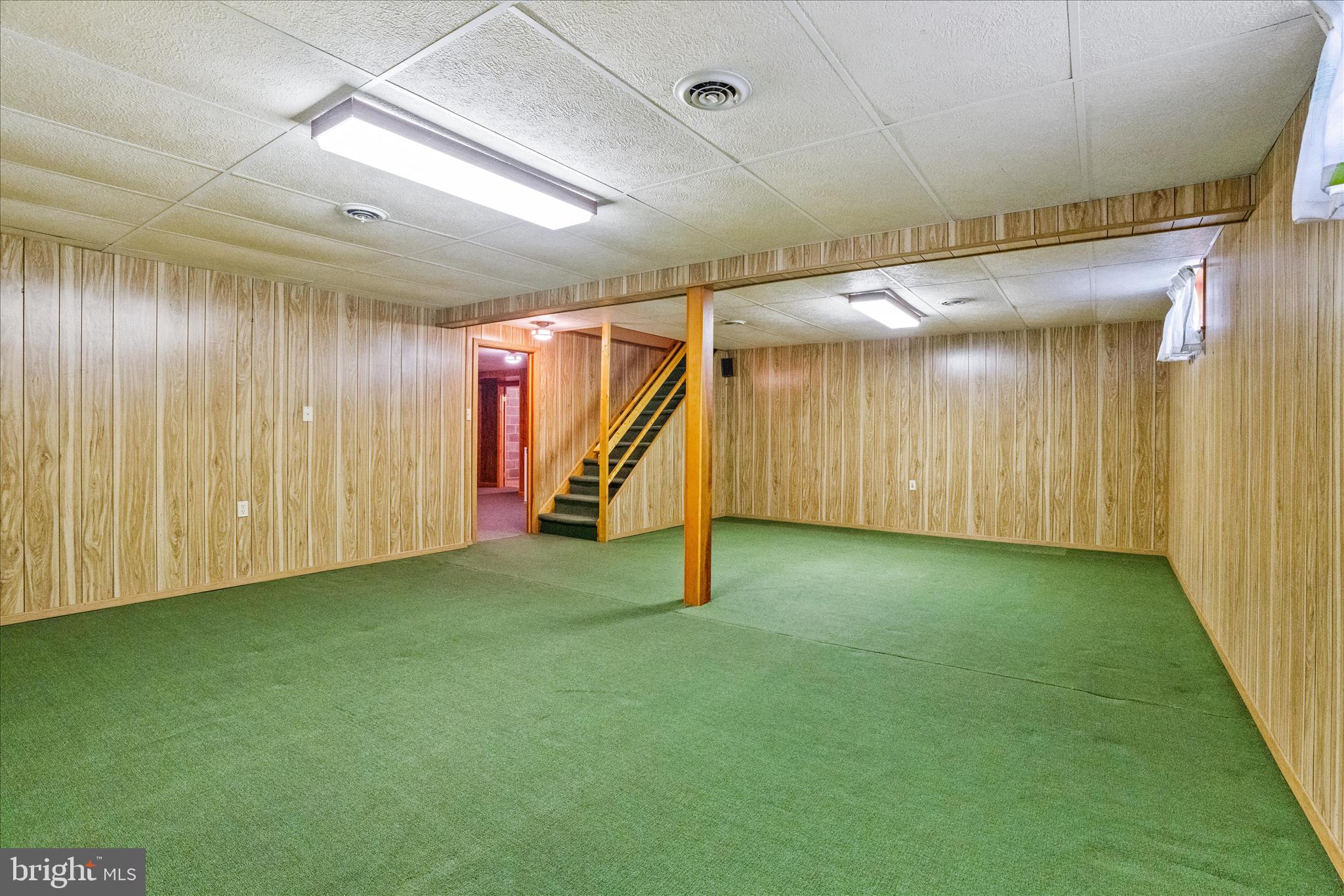 FOXFIELD AT MIDDLETOWN - Residential