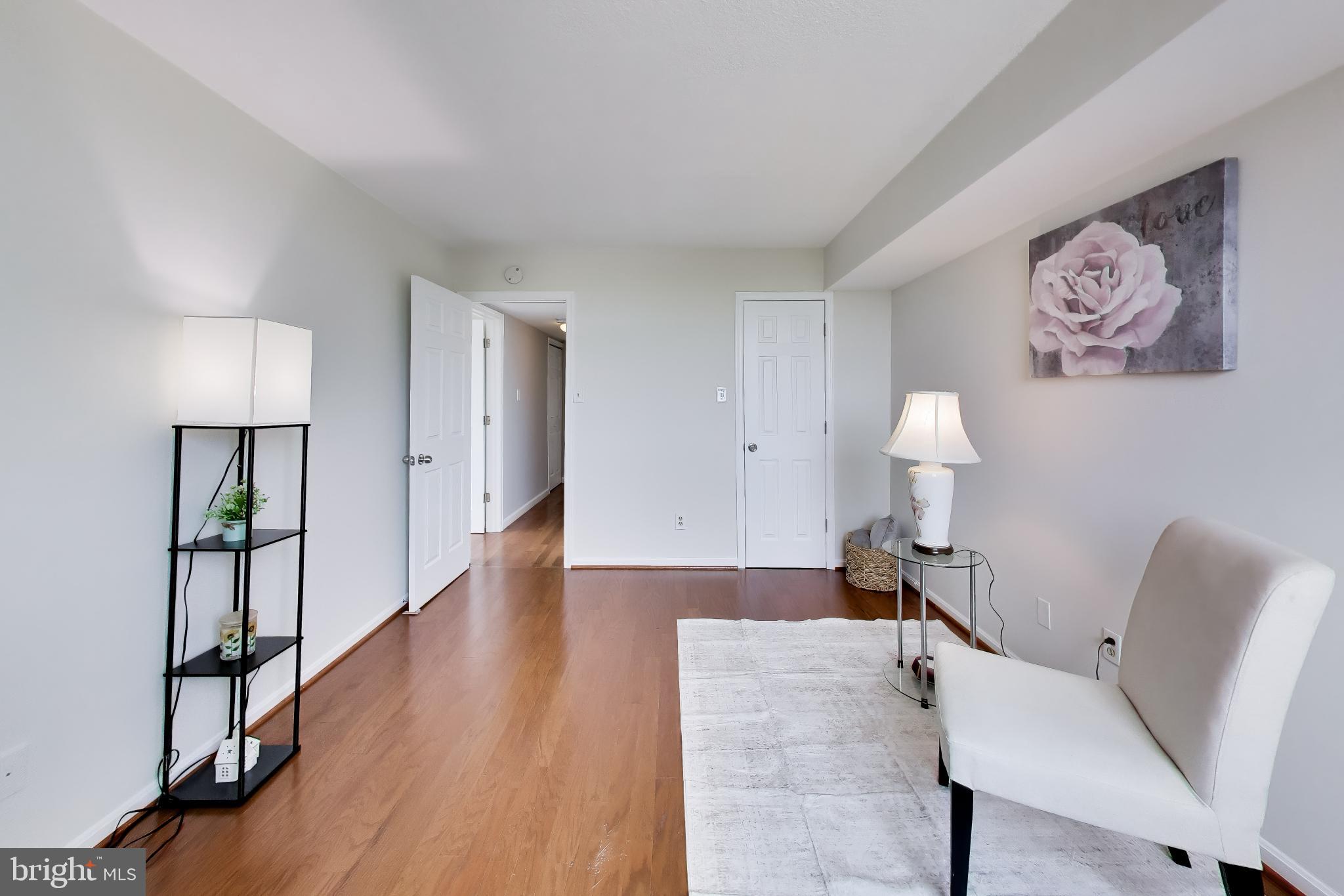 AMERICANA CENTRE - Residential