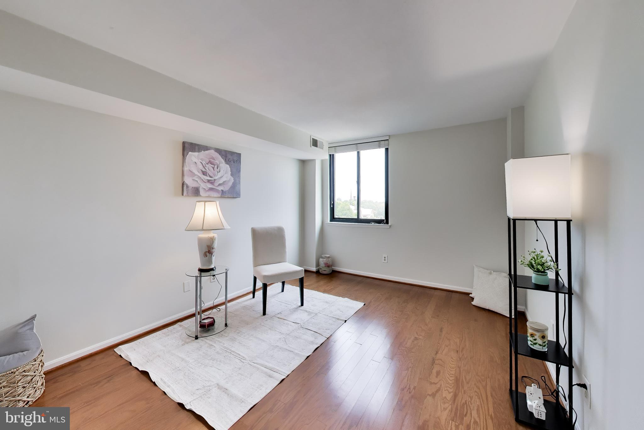 AMERICANA CENTRE - Residential