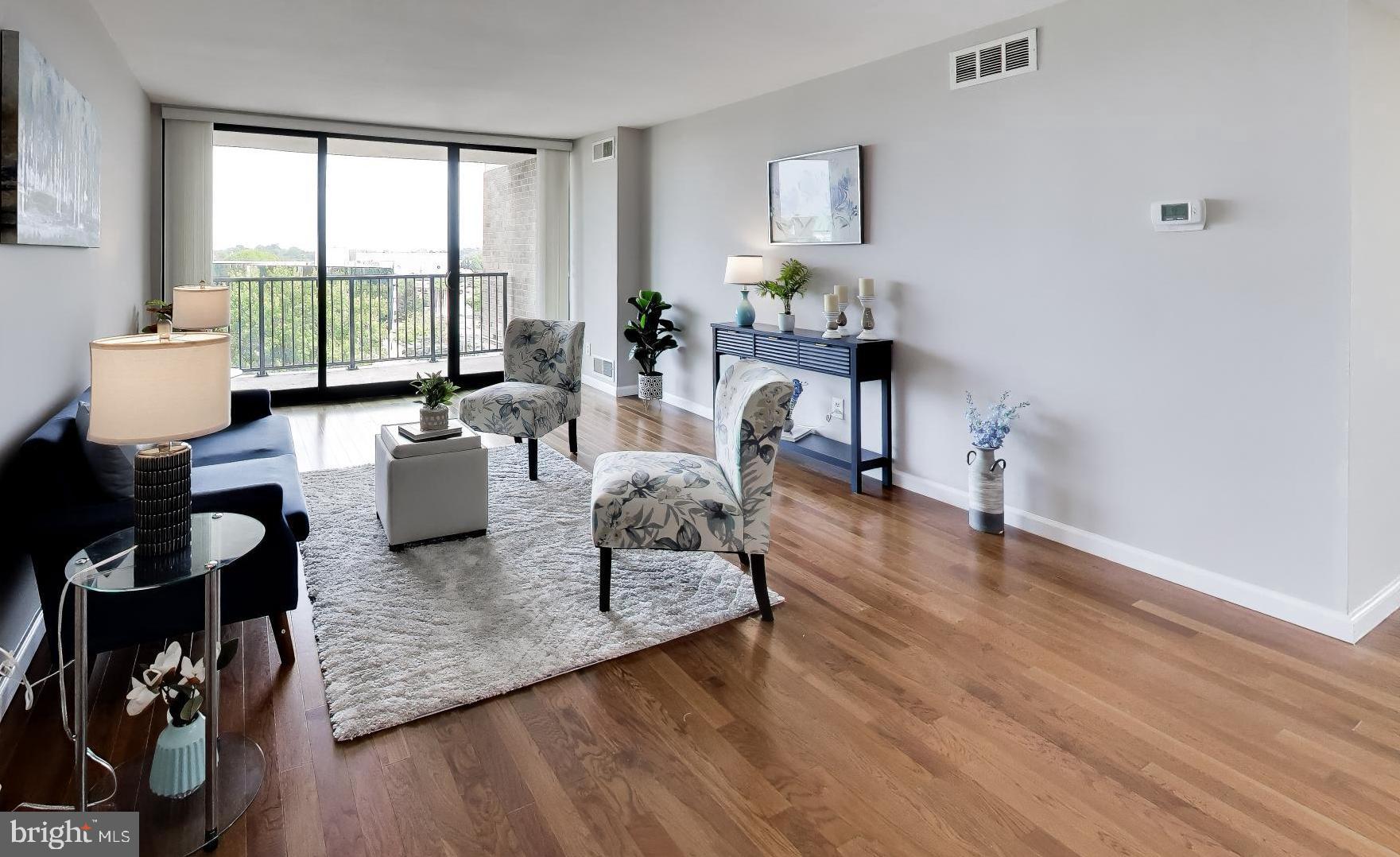 AMERICANA CENTRE - Residential