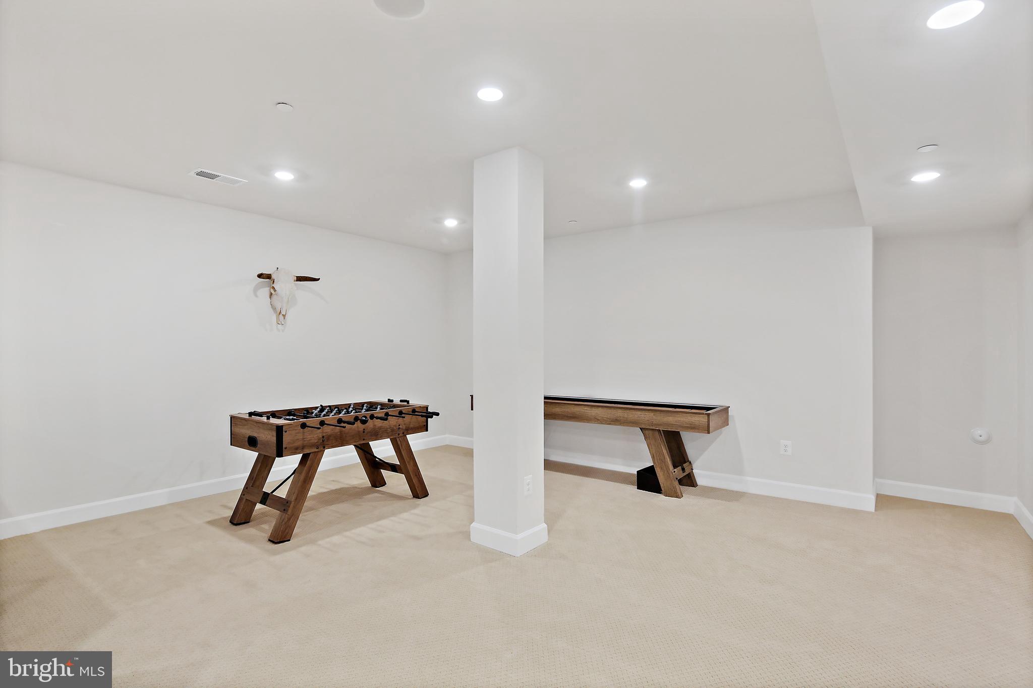 CEDAR CREEK - Residential
