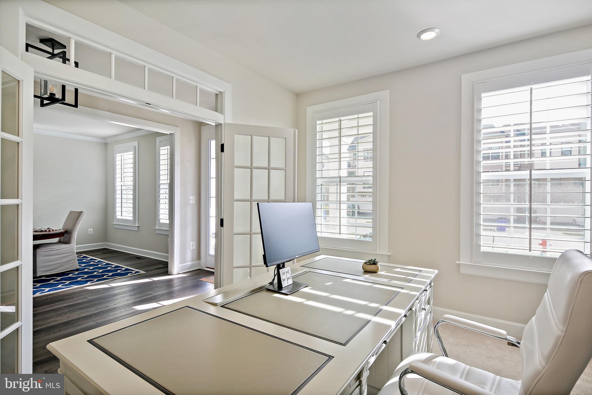 CEDAR CREEK - Residential