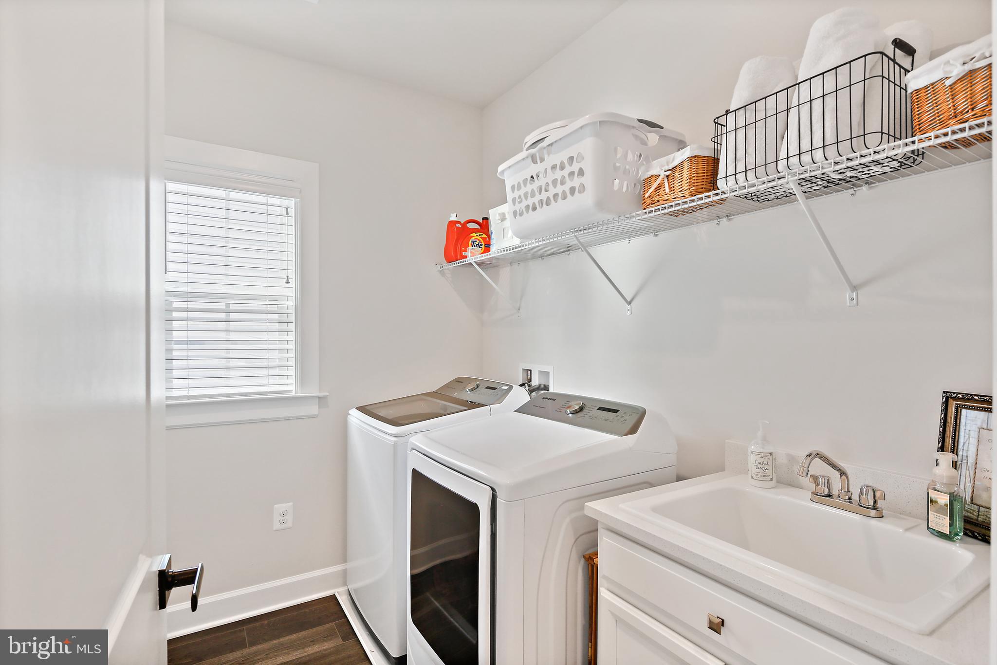 CEDAR CREEK - Residential