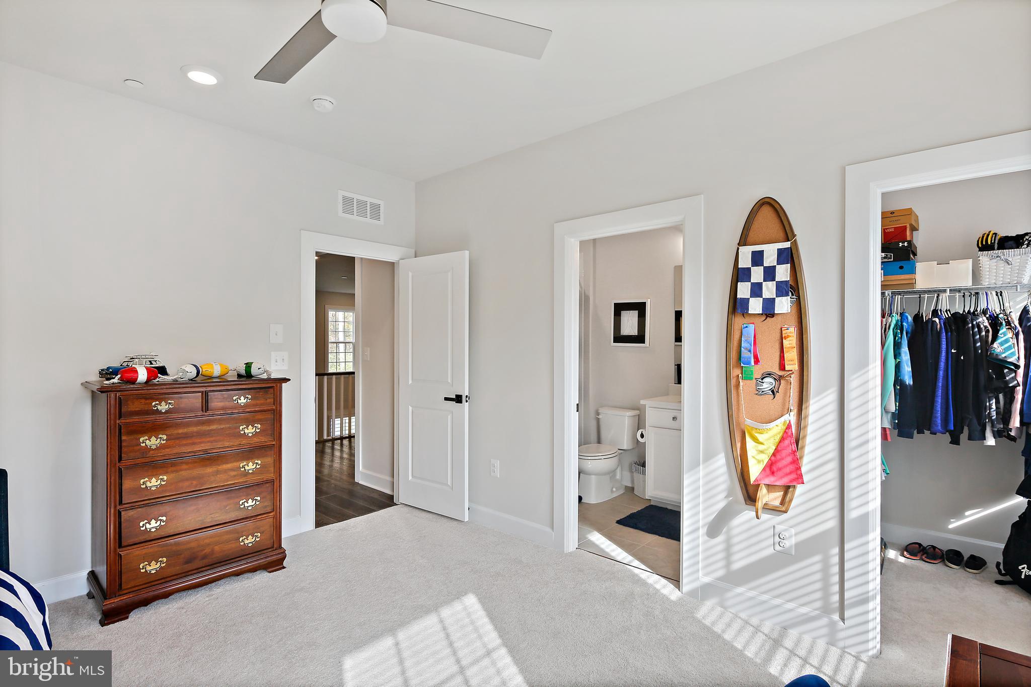 CEDAR CREEK - Residential