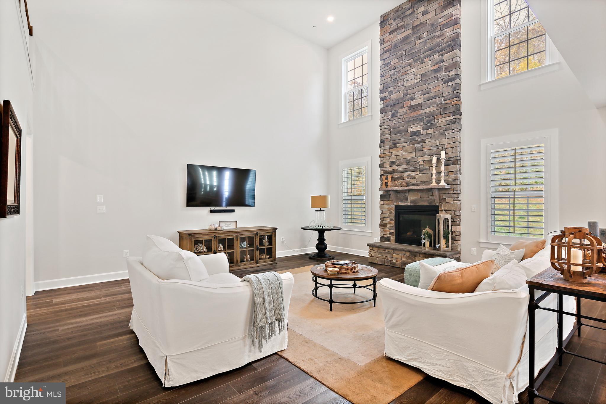 CEDAR CREEK - Residential
