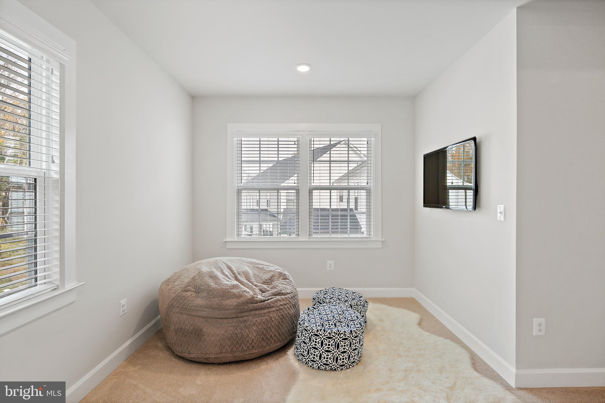 CEDAR CREEK - Residential