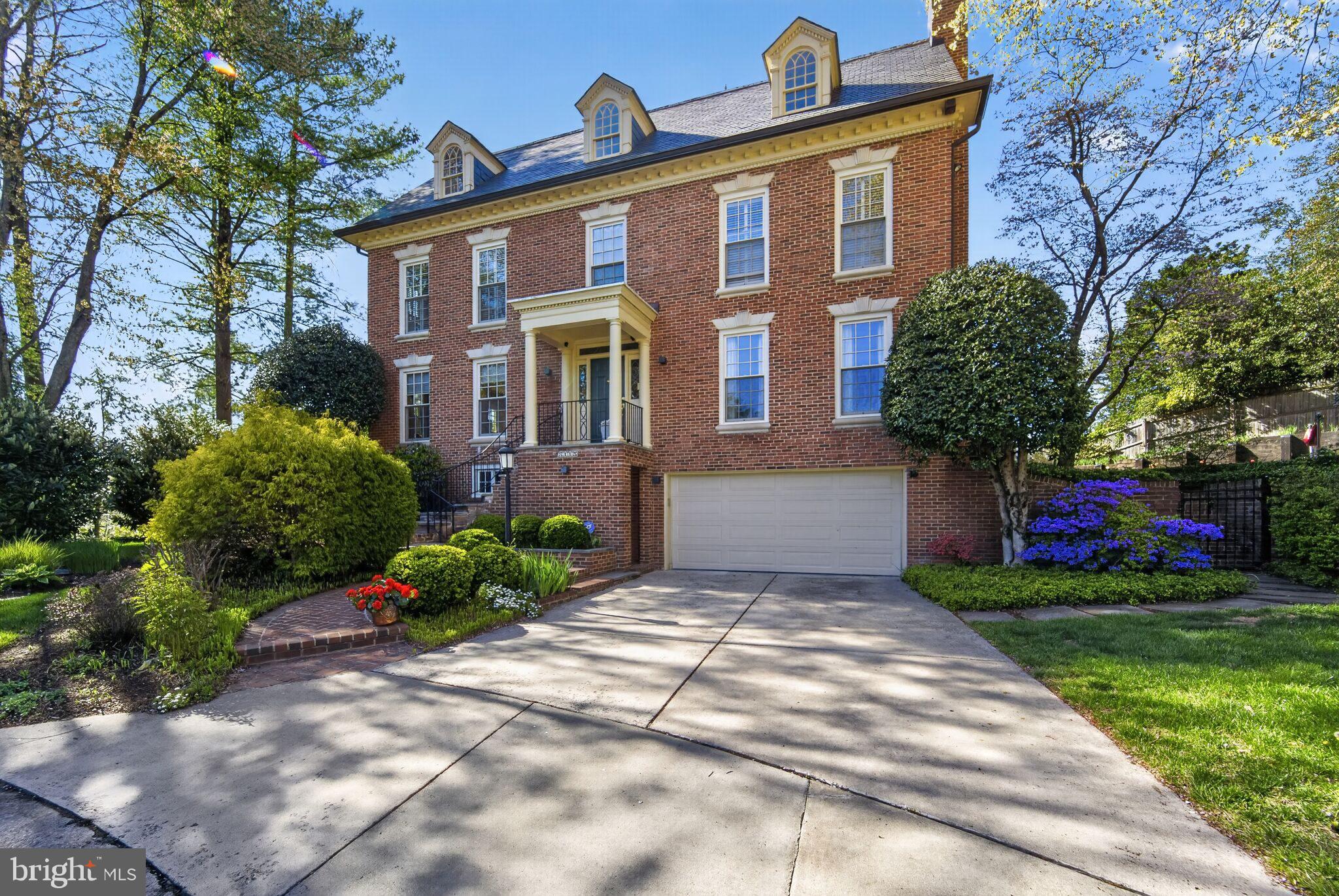WESTMORELAND HILLS - Residential