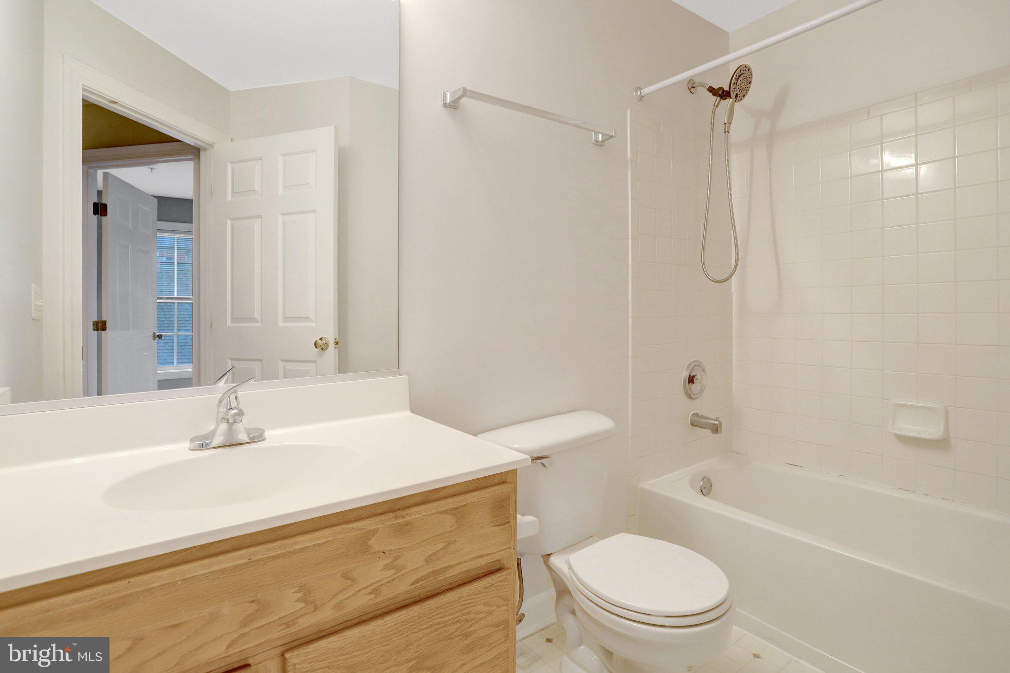 SUMMERS GROVE - Residential