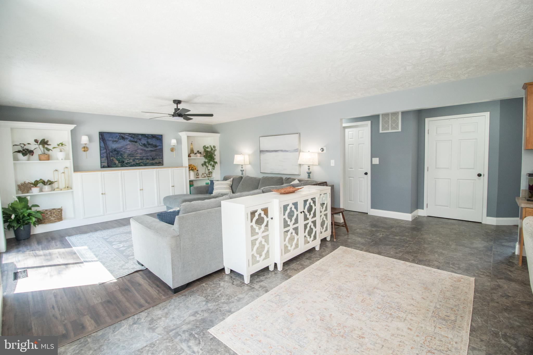 MAPLE RUN - Residential